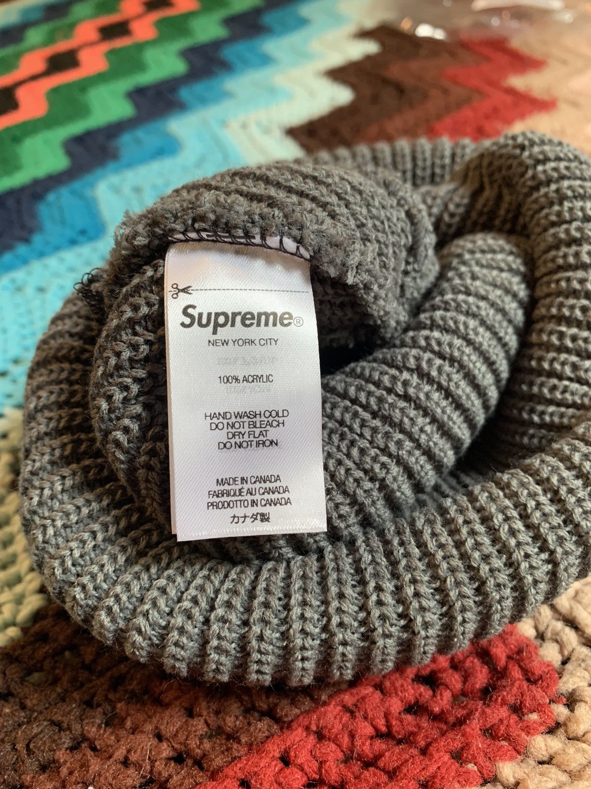 Supreme Loose Gauge Beanie FW22 Charcoal Grey - Accessories