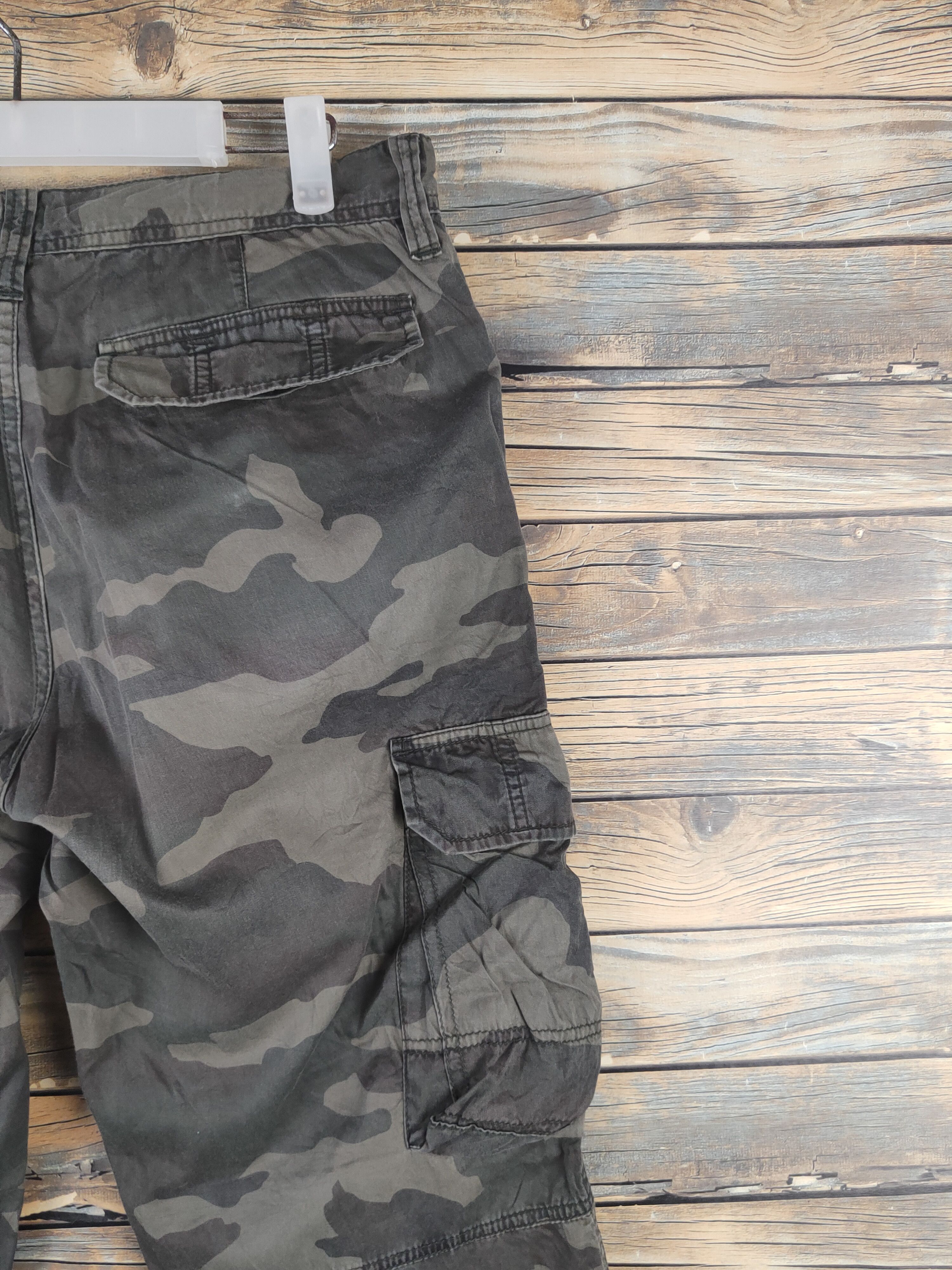 Japanese Brand DL Uniqlo Camouflage Multipocket Cargo Pants #46-259T Size US 32 / EU 48 - 12 Thumbnail