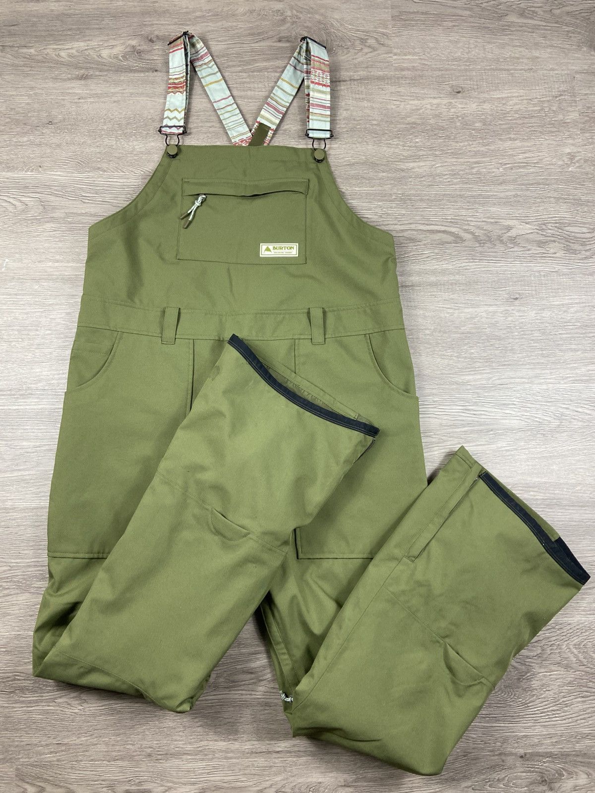 Burton Women's Burton Avalon 2L Stretch Bib Pants * extra large Size 34" / US 12 / IT 48 - 1 Thumbnail