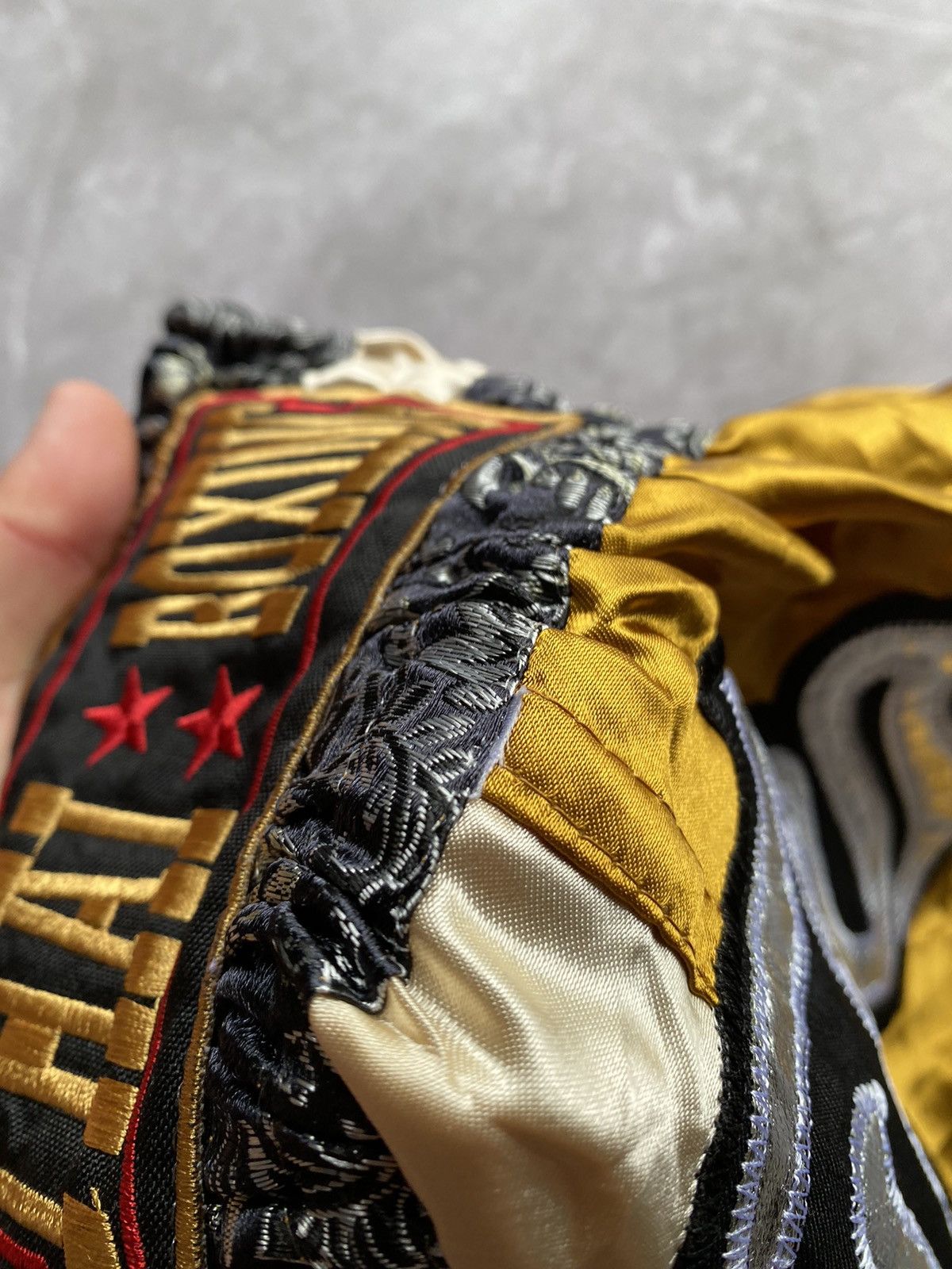 Vintage Vintage Muay Thai Boxing MMA Dragon Print Shorts Size L Size US 34 / EU 50 - 8 Thumbnail
