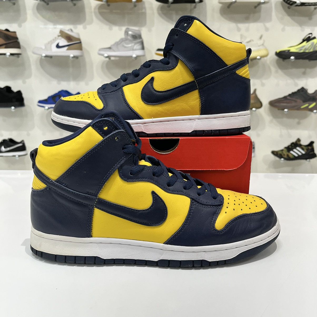 Nike Nike Dunk High Michigan (2020) Size US 10 / EU 43 - 1 Thumbnail