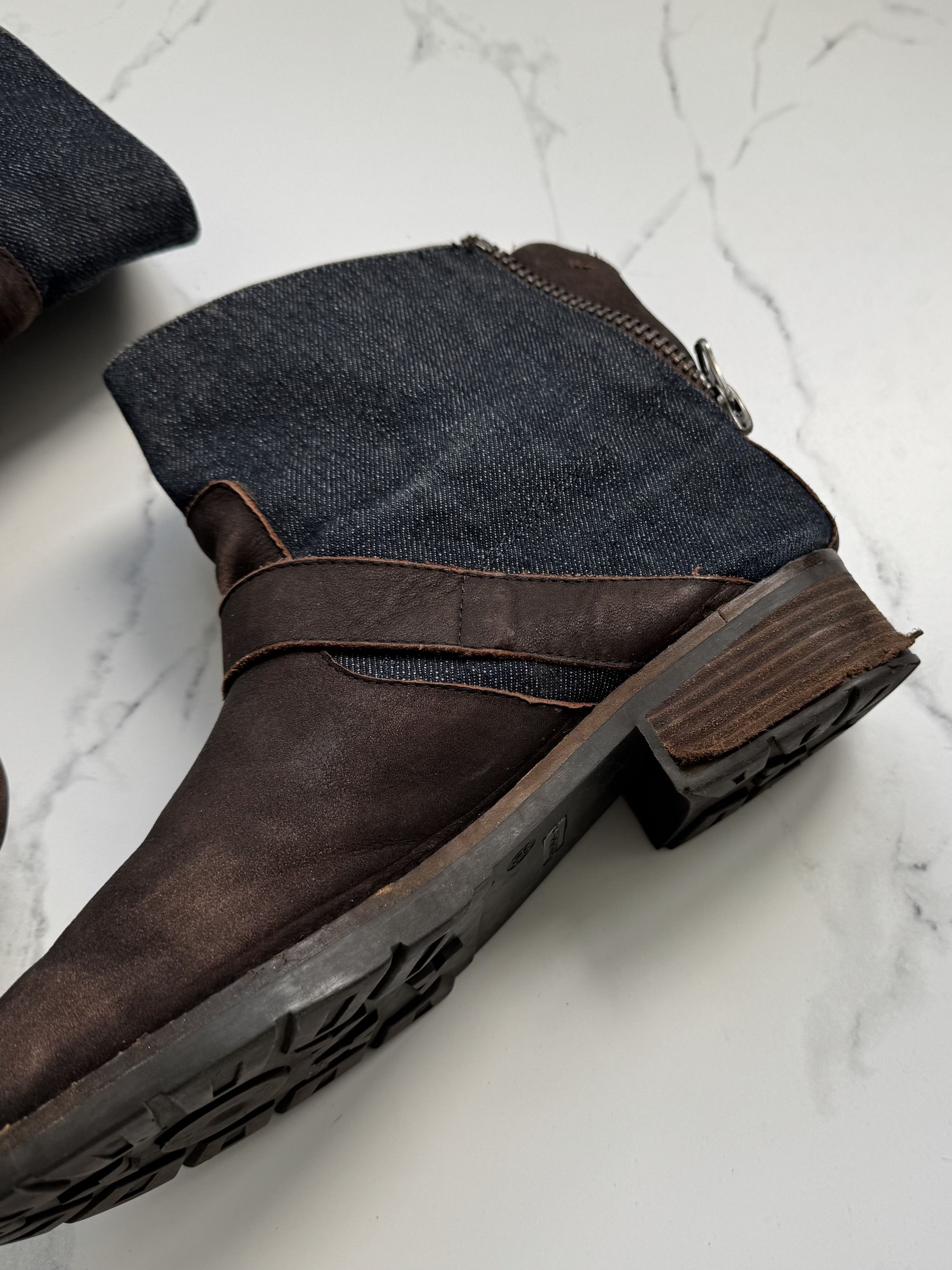 Calvin Klein Vintage Calvin Klein Jeans Leather Denim Ankle Boots Buckle Size US 8 / IT 38 - 6 Thumbnail