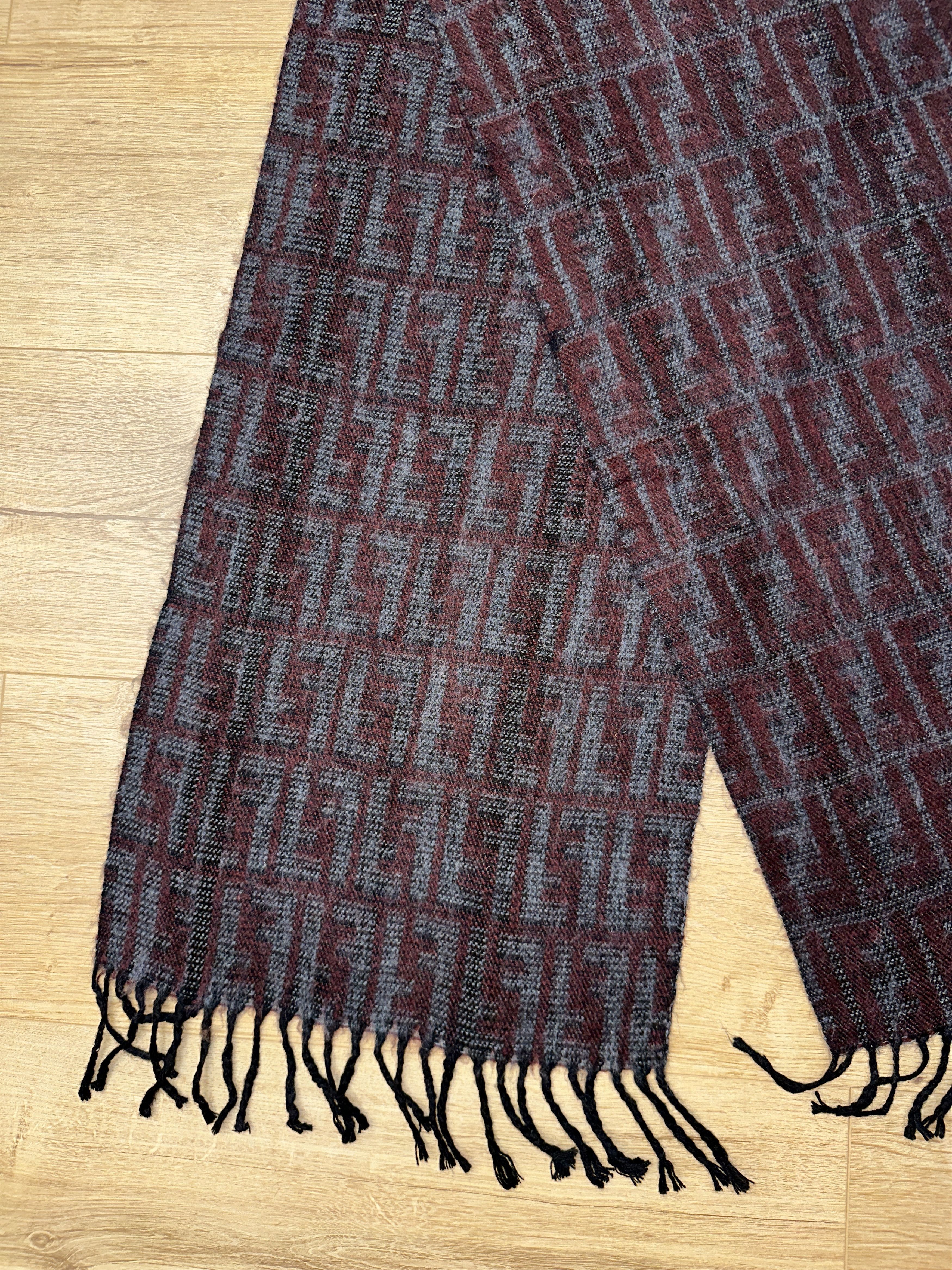 Fendi Fendi Vintage FF Zucca Monogram Scarf Shawl 160x32cm Size ONE SIZE - 4 Thumbnail