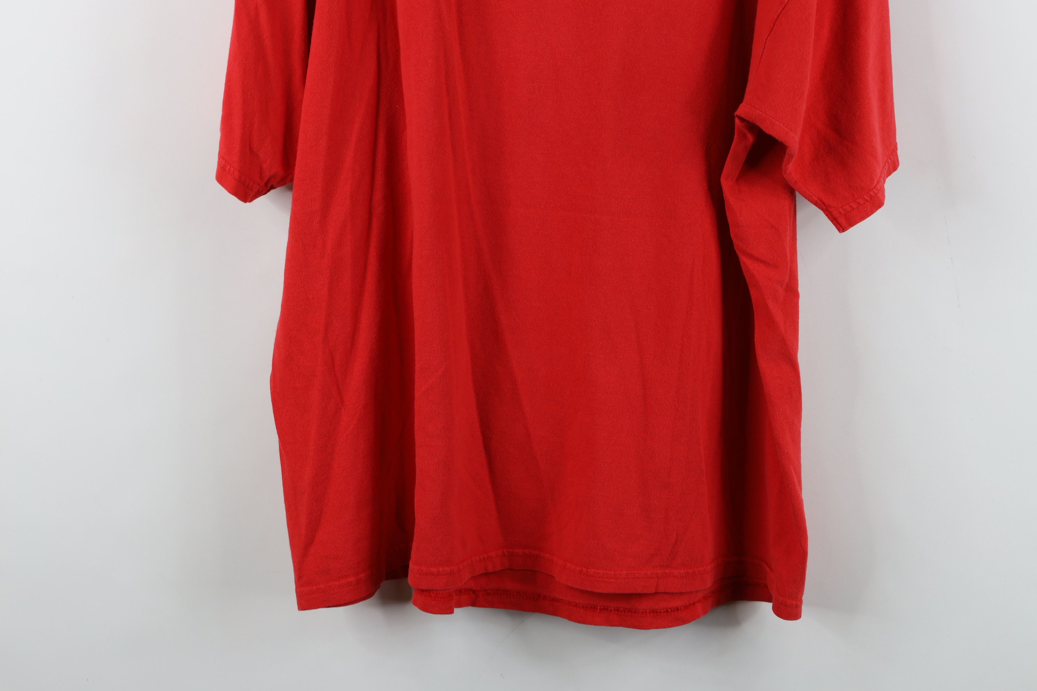 Vintage Vintage Peanuts Charlie Brown Snoopy Christmas T-Shirt Red Size US XL / EU 56 / 4 - 15 Thumbnail