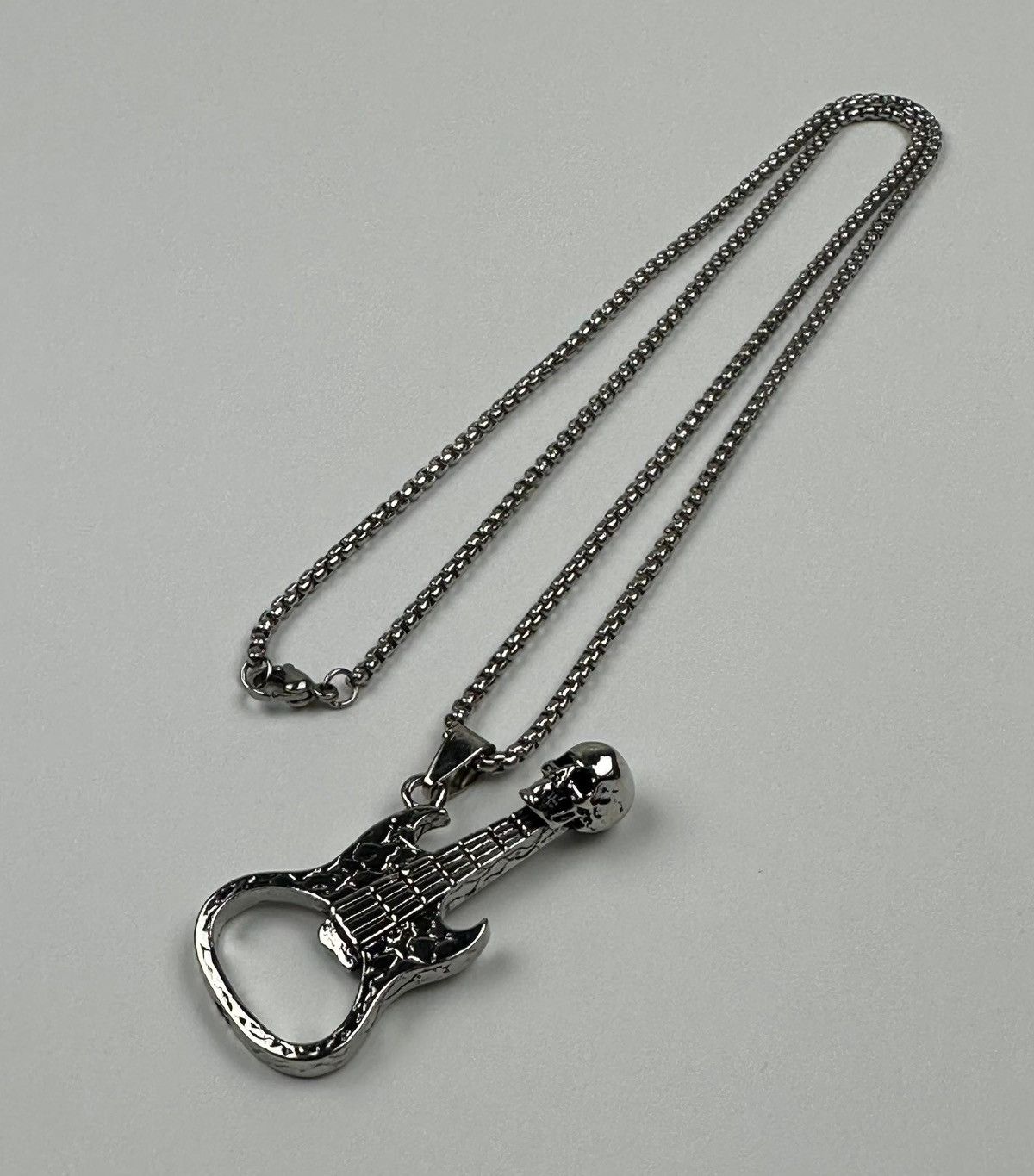 Seditionaries guitar skull necklace Size ONE SIZE - 1 Thumbnail