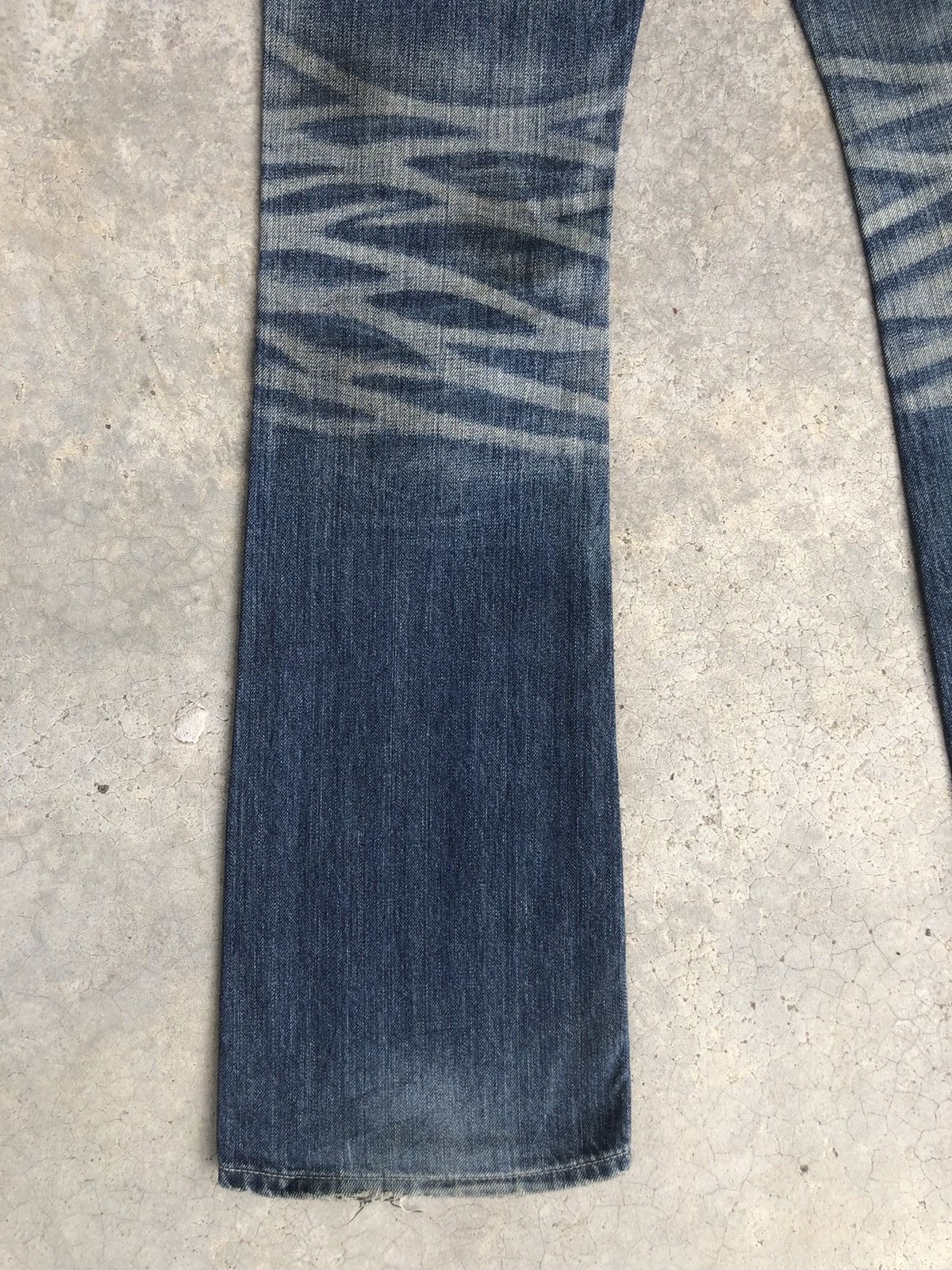 Murder License Japanese Murder License Flared Jeans Distressed Jeans Size US 30 / EU 46 - 13 Thumbnail