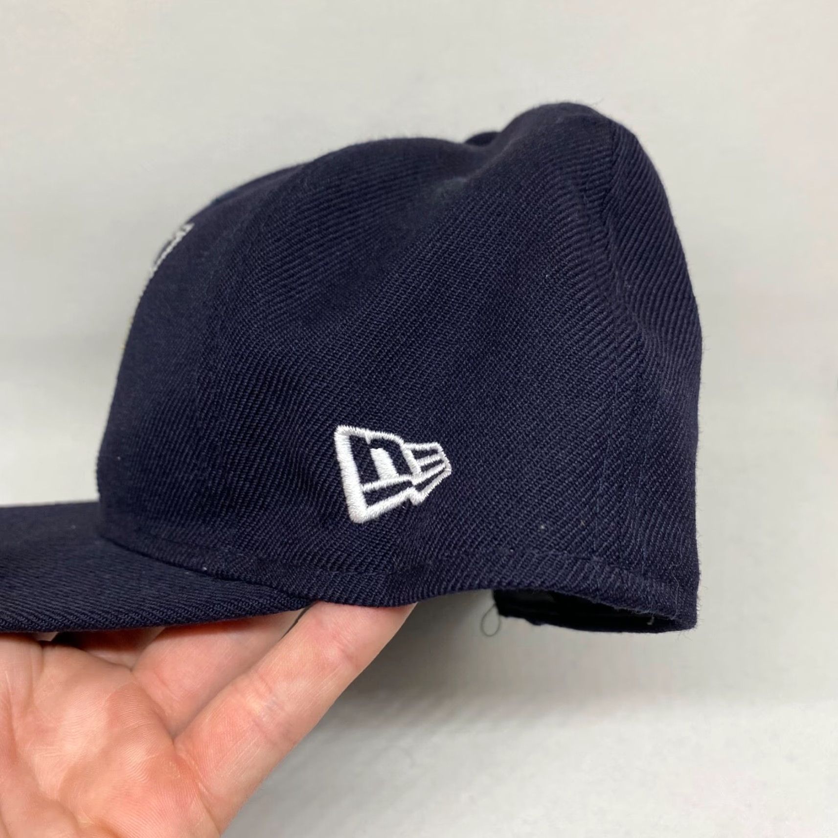 Vintage New Era Hat 7 1/4 Blue Baseball Cap Wool 27 Rings New York Yankess Size ONE SIZE - 5 Thumbnail