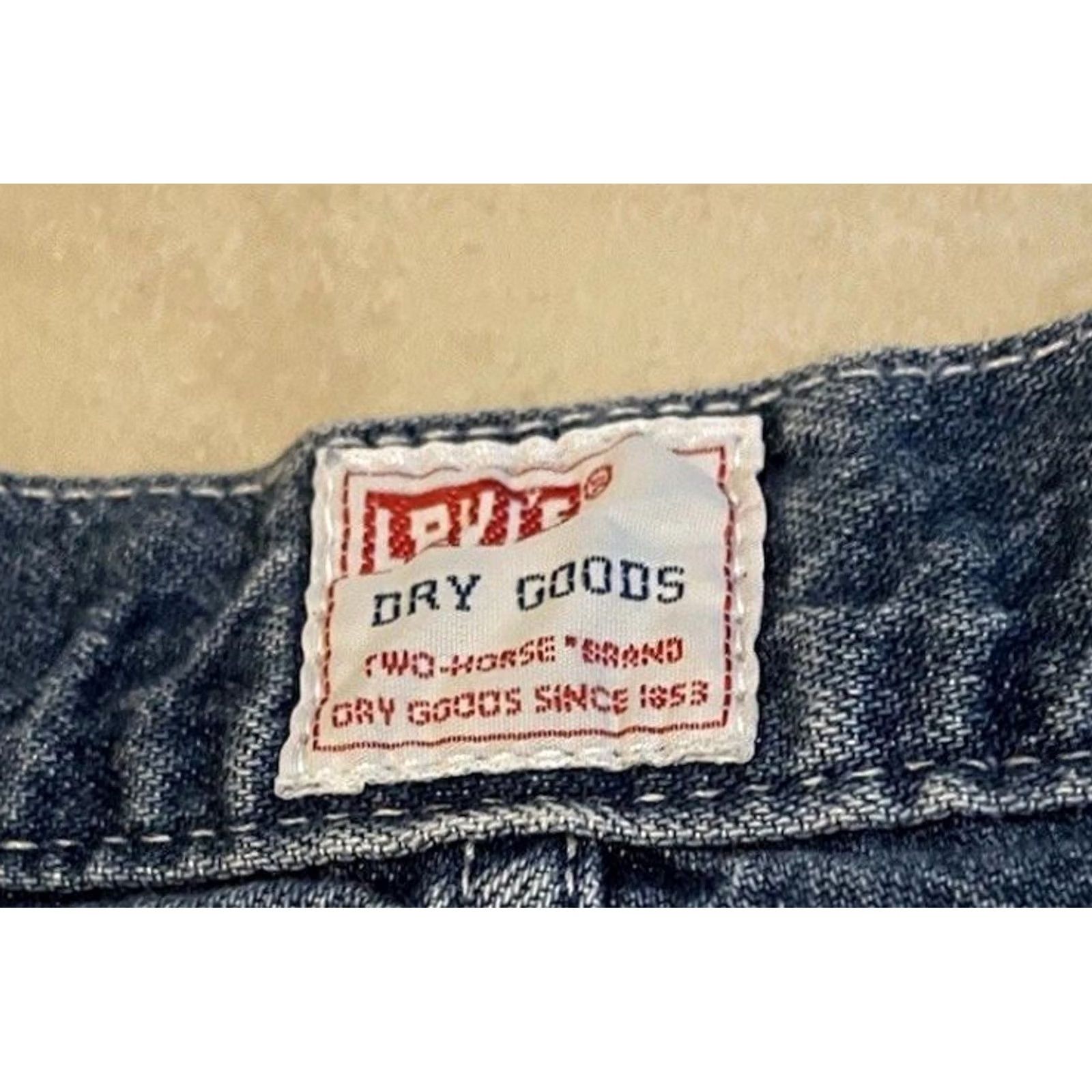 Vintage VINTAGE Levis Baggy Cargo Capri Jeans 33 24 Women Blue Big Pockets Striped 90s Y2K Retro Hip Hop Punk Logo Jeans Mens Womens Boys Girls Size 24" / US 00 / IT 34 - 3 Thumbnail