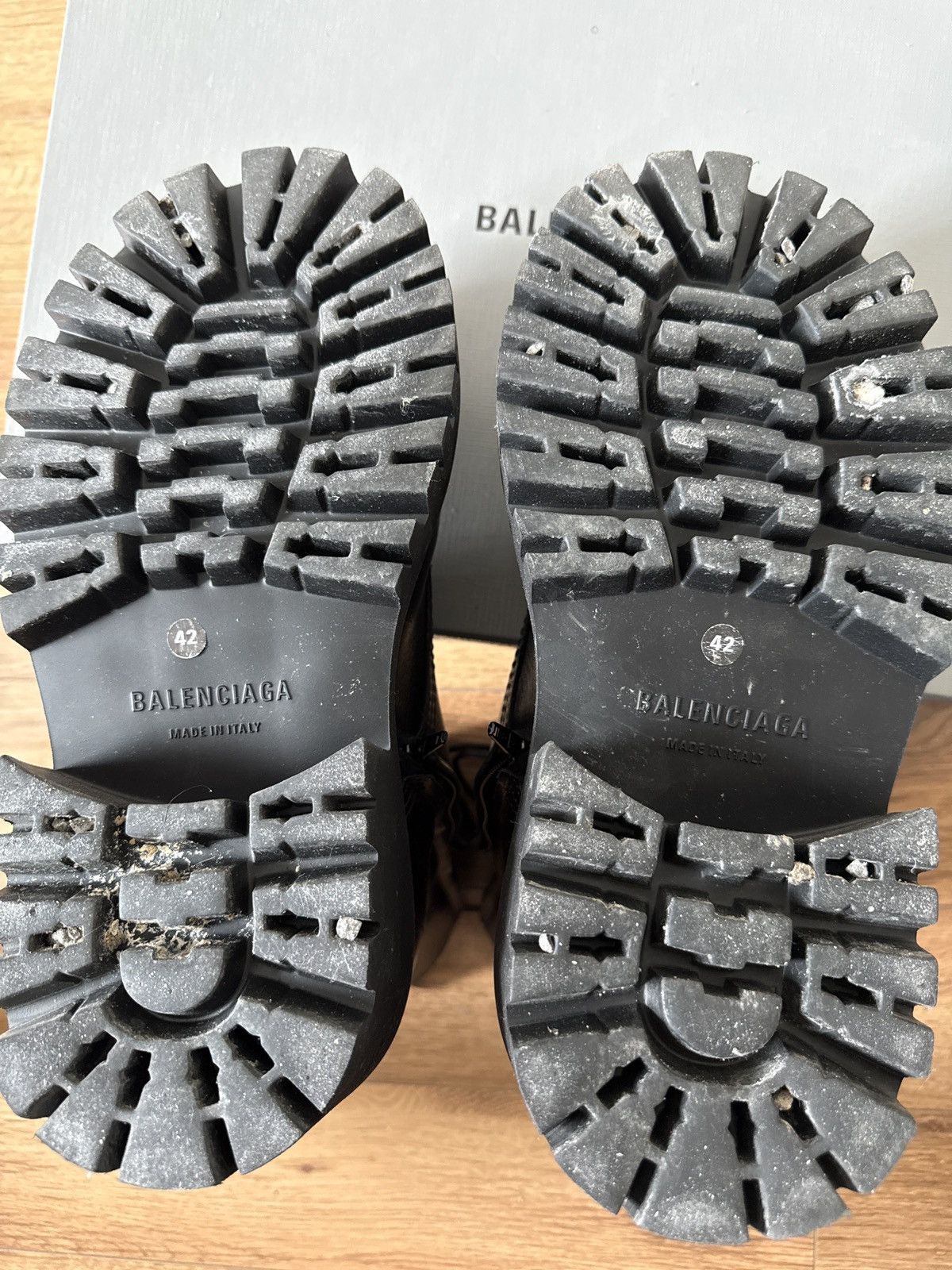Balenciaga Balenciaga Stomper Boots Black EU42 Size US 9 / EU 42 - 2 Thumbnail