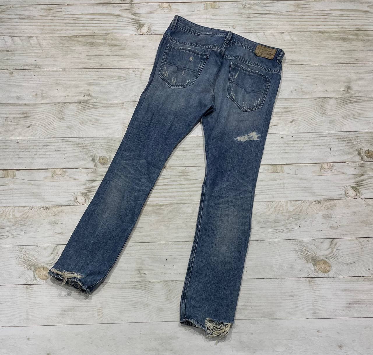 Diesel Diesel Thavar Slim Skinny Denim Jeans Distrissed Y2K Size US 34 / EU 50 - 14 Thumbnail