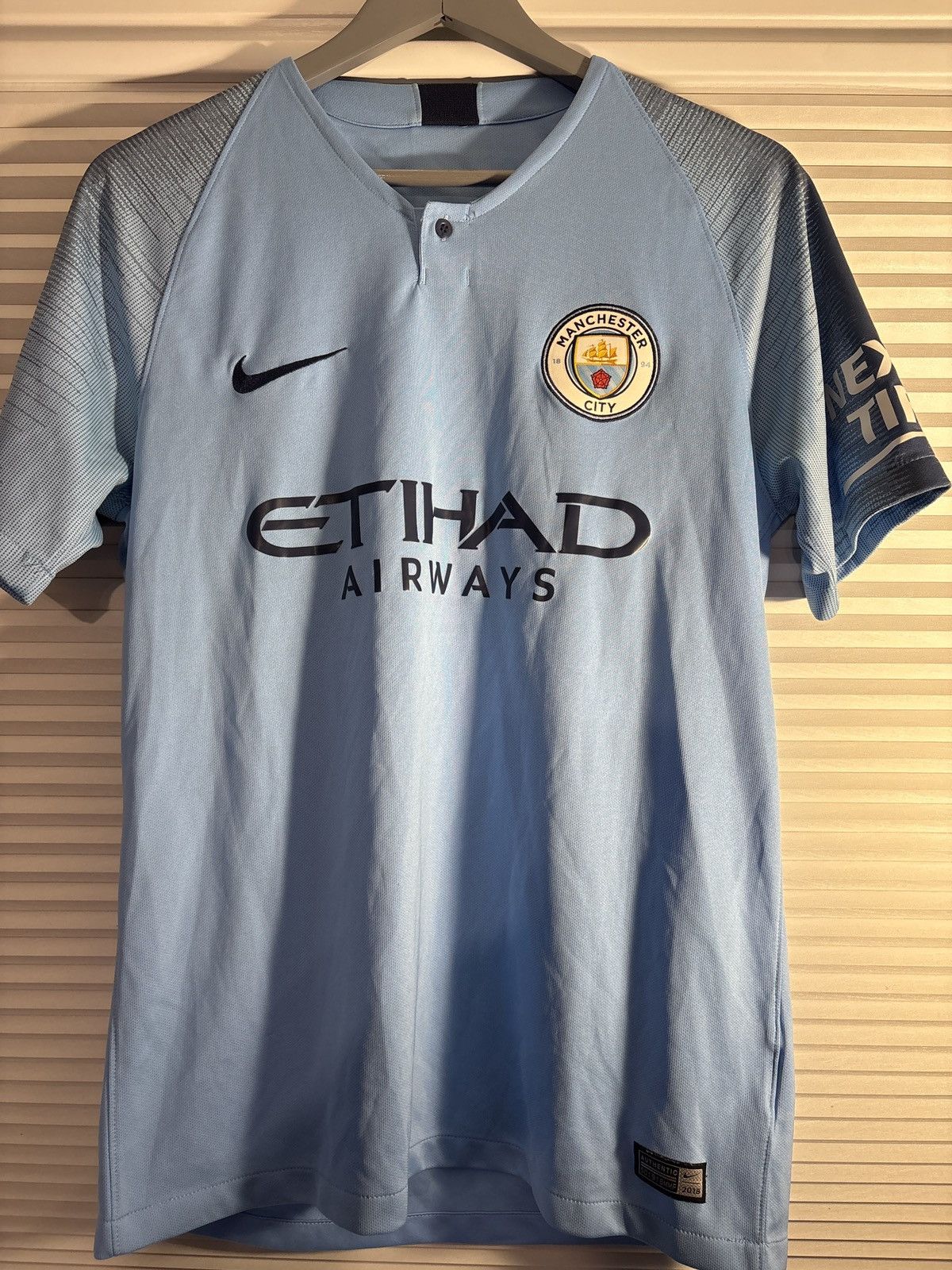 Nike 2018 Manchester City Home jersey Size US M / EU 48-50 / 2 - 1 Thumbnail