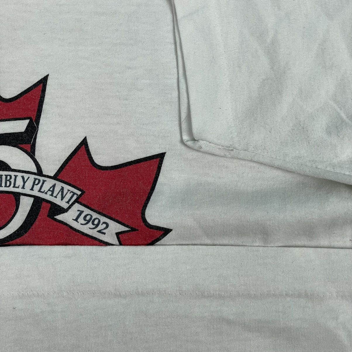 Ford Vintage 1992 Canada Police Ford Vehicle Tee Size US XL / EU 56 / 4 - 17 Thumbnail