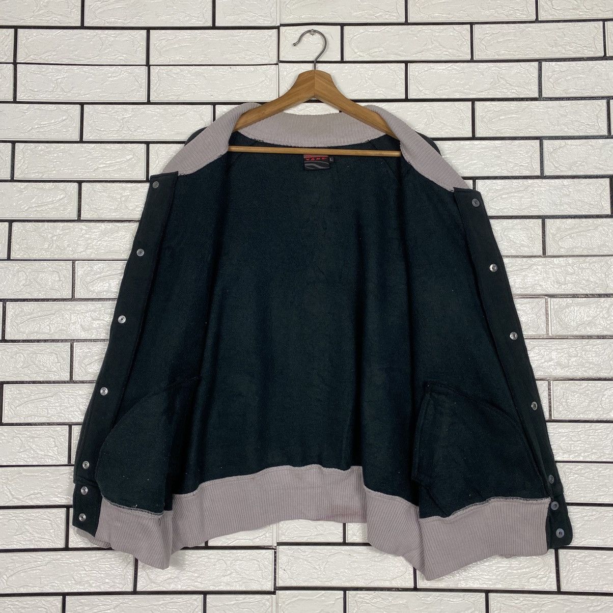 Japanese Brand 📌Vintage Bomber Jacket Vans Snap Button Size US L / EU 52-54 / 3 - 14 Thumbnail