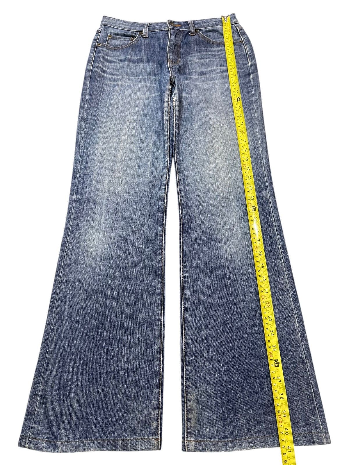 Uniqlo Vintage Japanese Uniqlo Blue Faded Wash Wide Leg Jeans Size US 29 - 12 Thumbnail