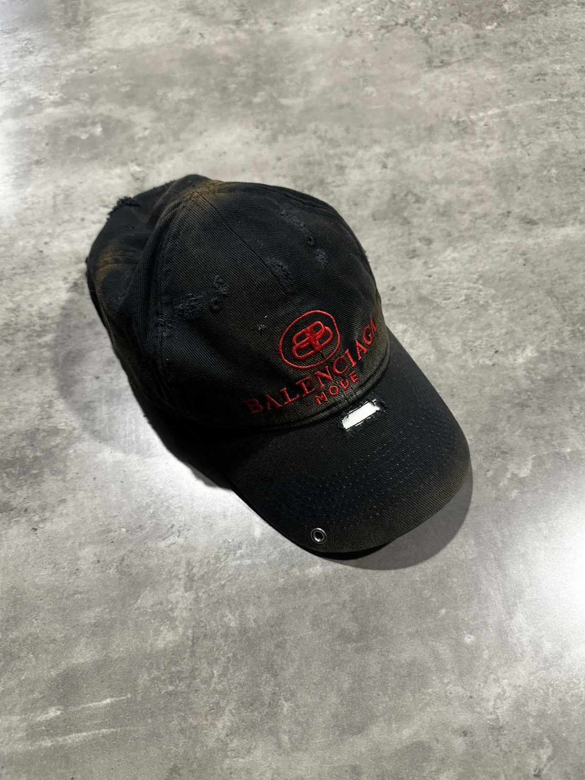 balenciaga destroyed mode cap
