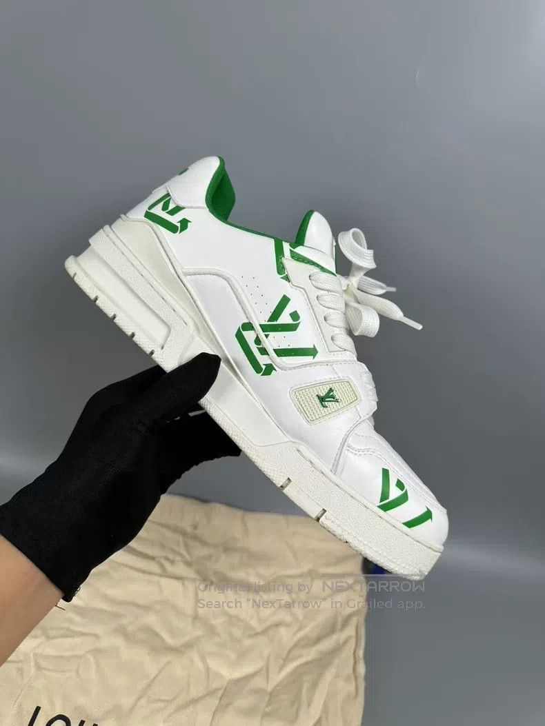 Louis Vuitton Louis Vuitton Black, white and green printed casual shoes Size US 7 / EU 40 - 6 Thumbnail