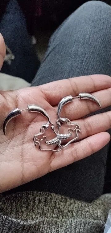 Jewelry Punk Skull Skeleton Halloween Earrings Size ONE SIZE - 2 Thumbnail