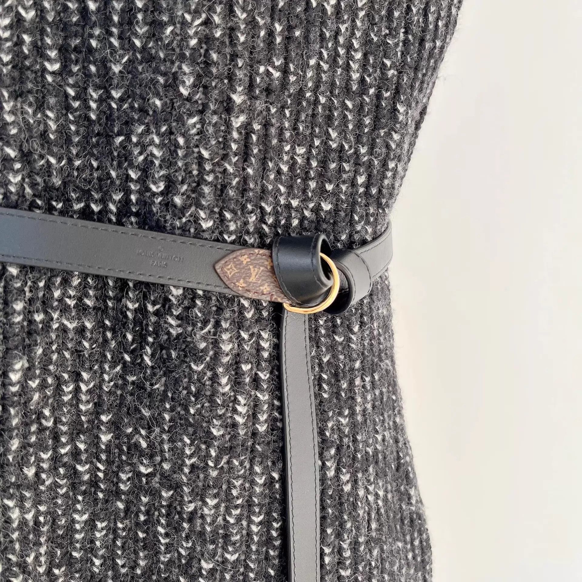 Louis Vuitton LV Gray Knit Cinched XS Runway Dress Size XS / US 0-2 / IT 36-38 - 5 Thumbnail