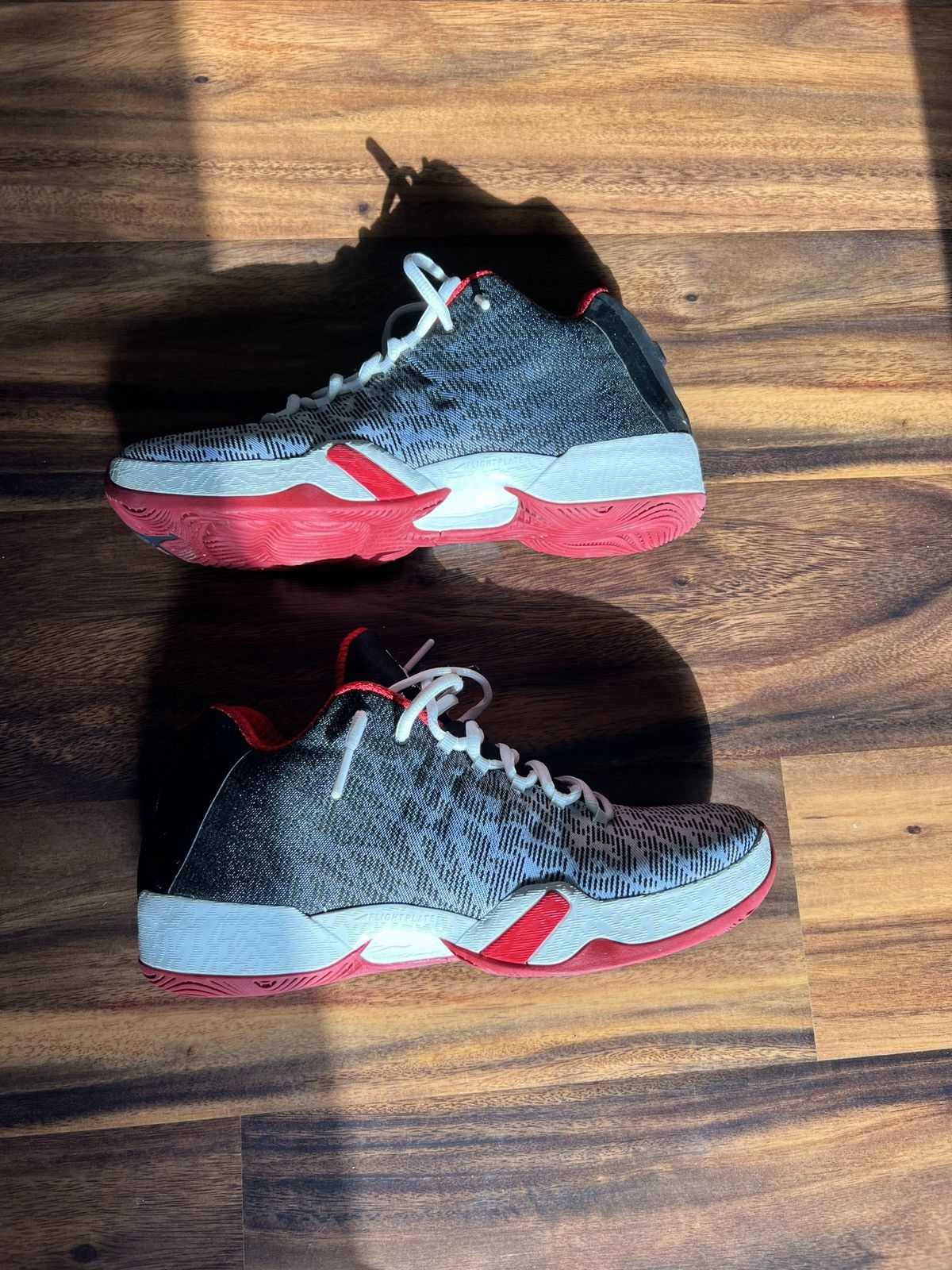 Jordan Brand Jordan 29 “Bulls” Size US 10.5 / EU 43-44 - 2 Thumbnail
