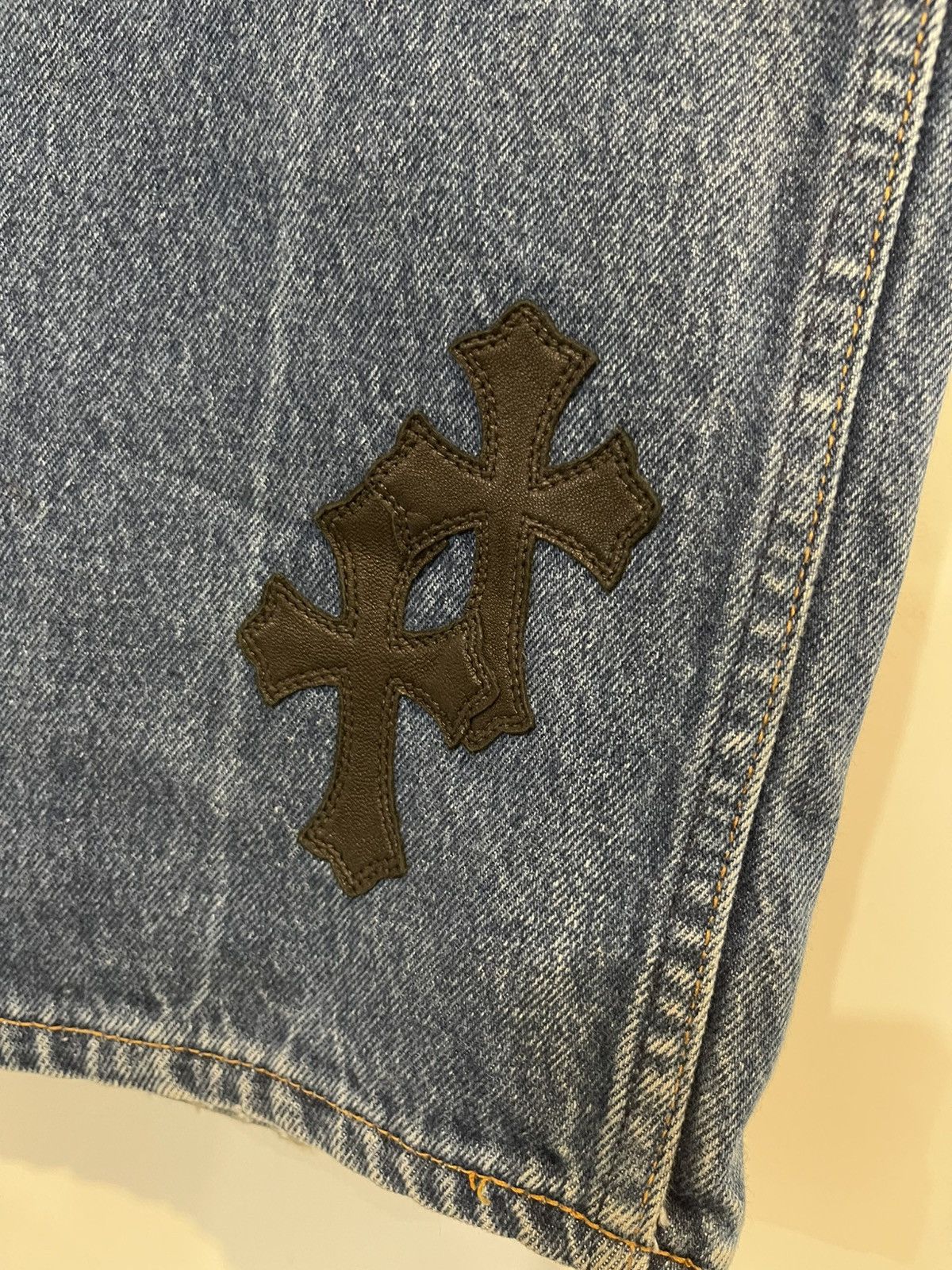 Chrome Hearts × Levi's Chrome Hearts Levi’s Cross Patch Denim Jeans Size US 34 / EU 50 - 9 Thumbnail