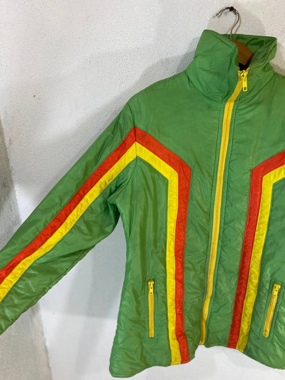 Vintage vintage k mart retro puffer ski jacket nice design Size US L / EU 52-54 / 3 - 4 Thumbnail