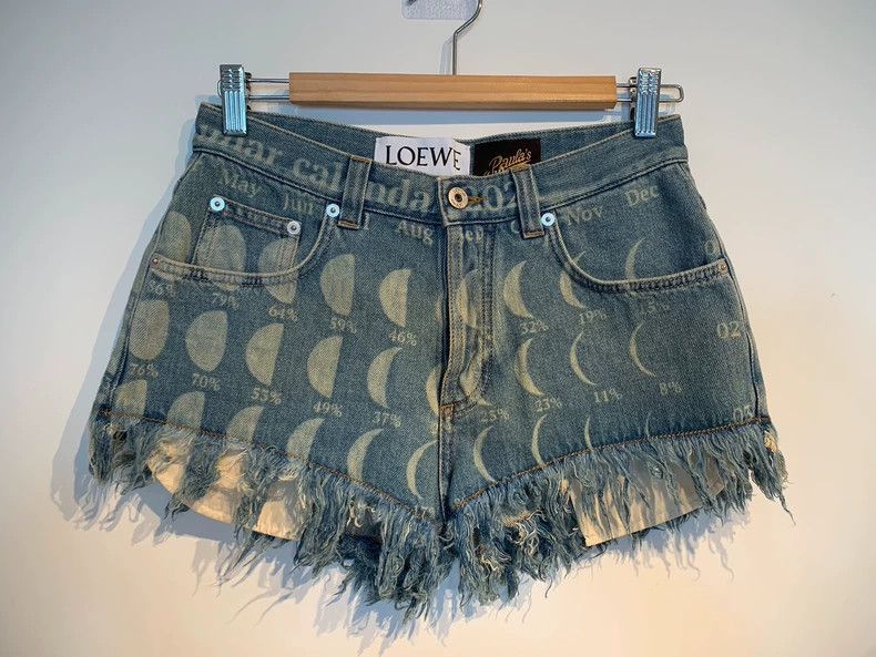 Loewe Loewe denim shorts Size 24" / US 00 / IT 34 - 1 Thumbnail