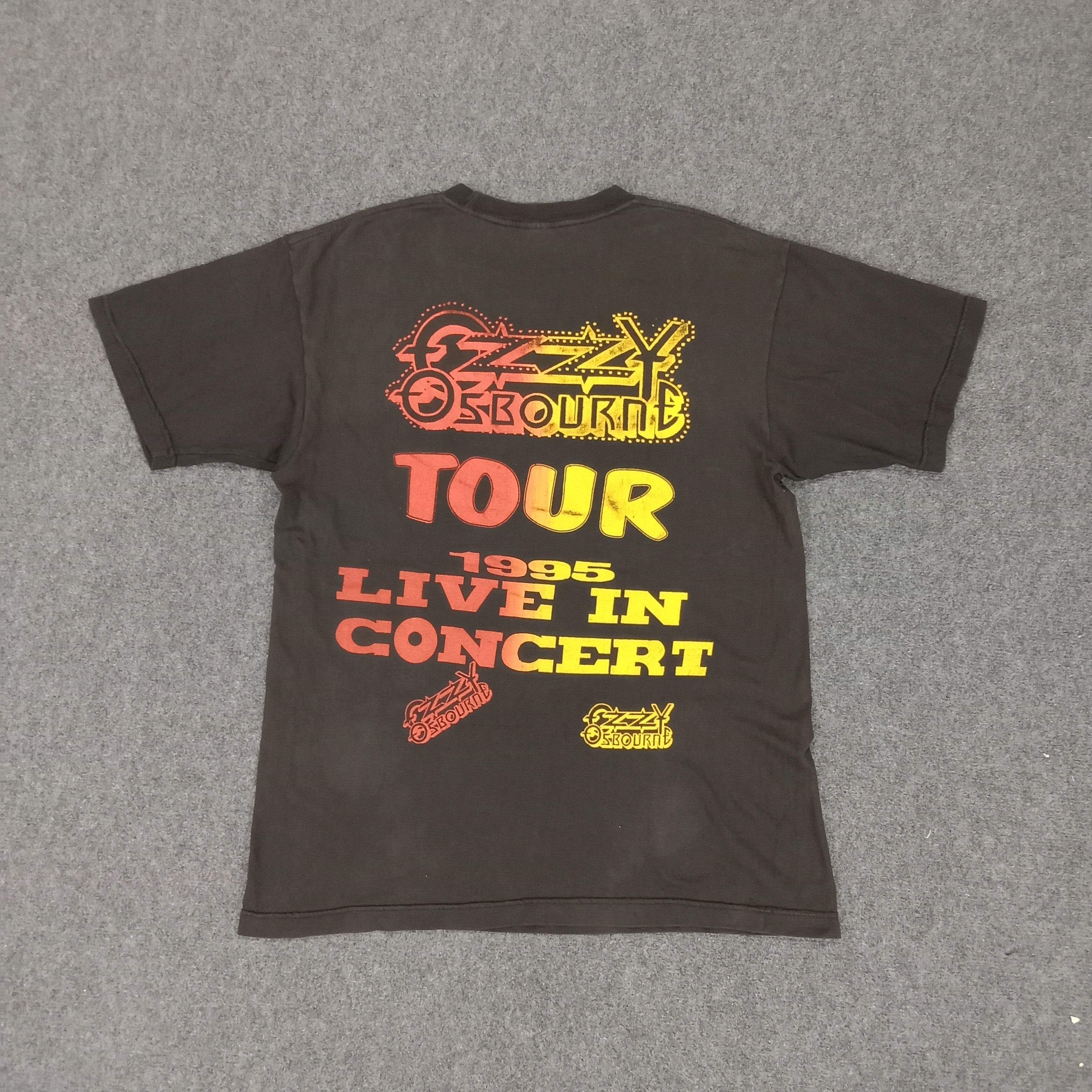 Ozzy Osbourne × Vintage Vintage 90's Qzzy Osbourne American Rock Band Tshirt Size US L / EU 52-54 / 3 - 1 Thumbnail