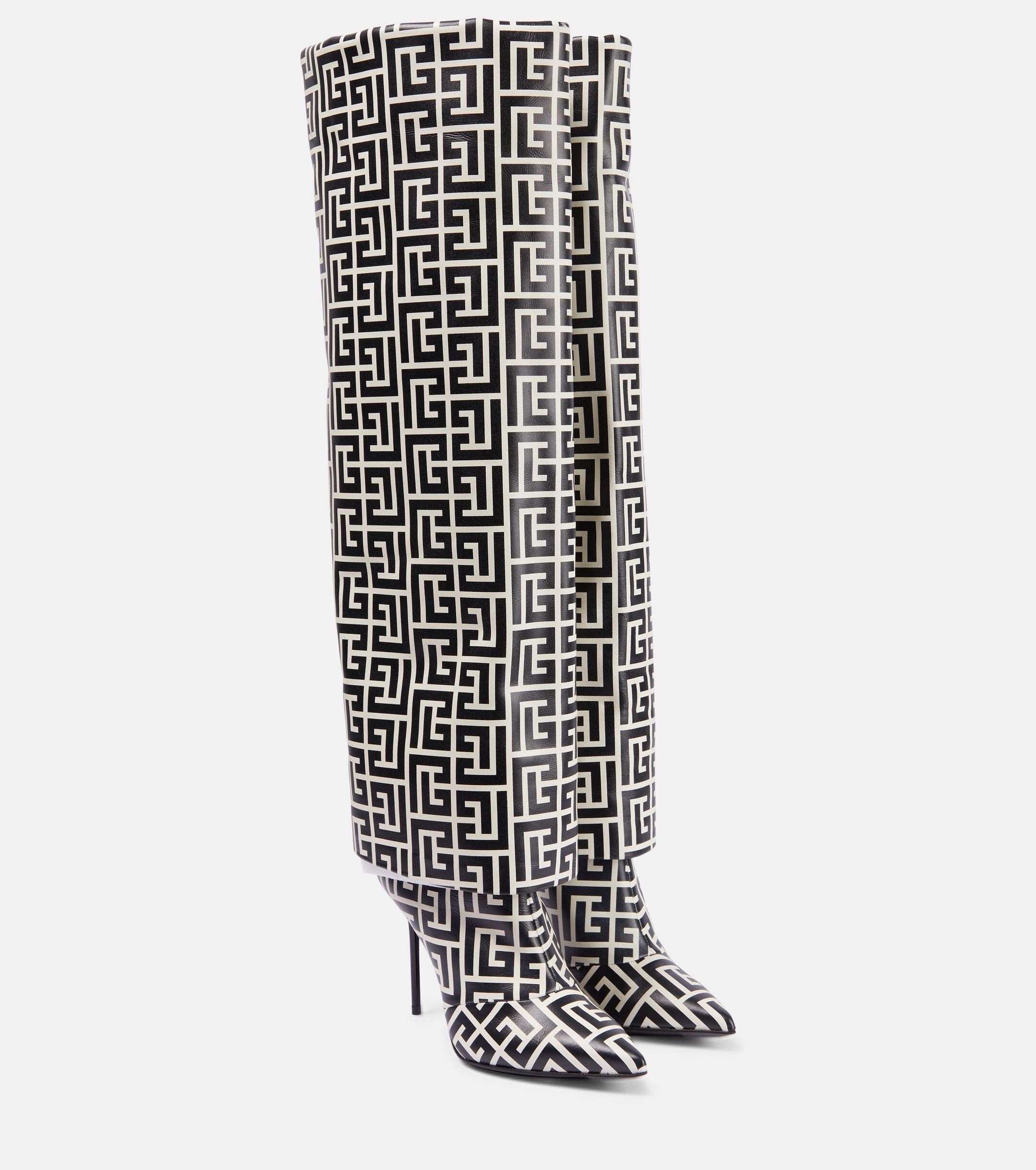 o1y0625 Boots in Black/White