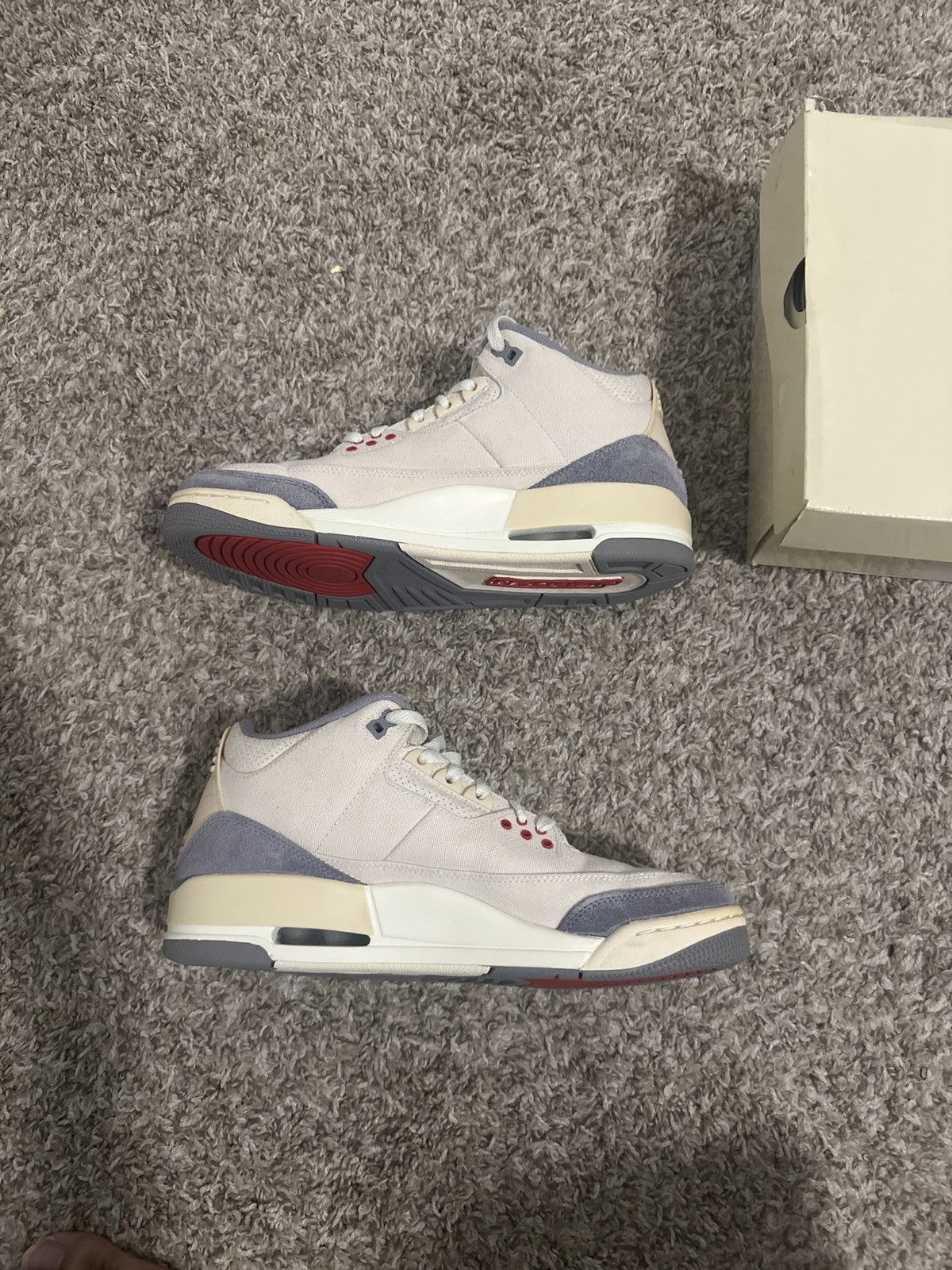 Jordan Brand Air Jordan 3 Retro SE ‘Muslin’ Size US 9.5 / EU 42-43 - 3 Thumbnail
