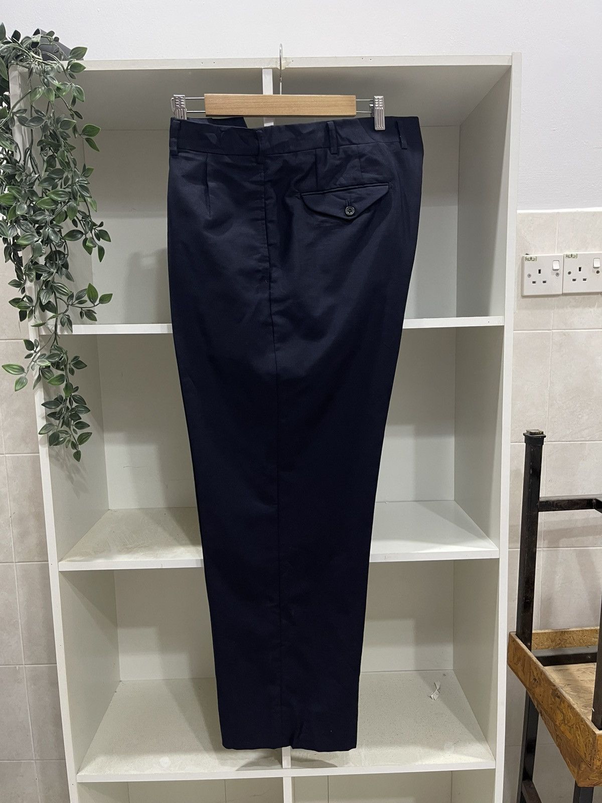 Burberry Vintage Burberrys Pleated Wool Trousers Size US 37 - 2 Thumbnail