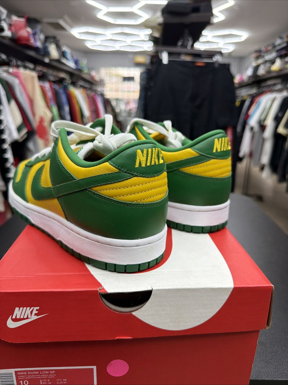 Nike Nike Dunk SP Low Brazil CU1727-700 Size 10 - Brand New Quick Size US 10 / EU 43 - 13 Thumbnail