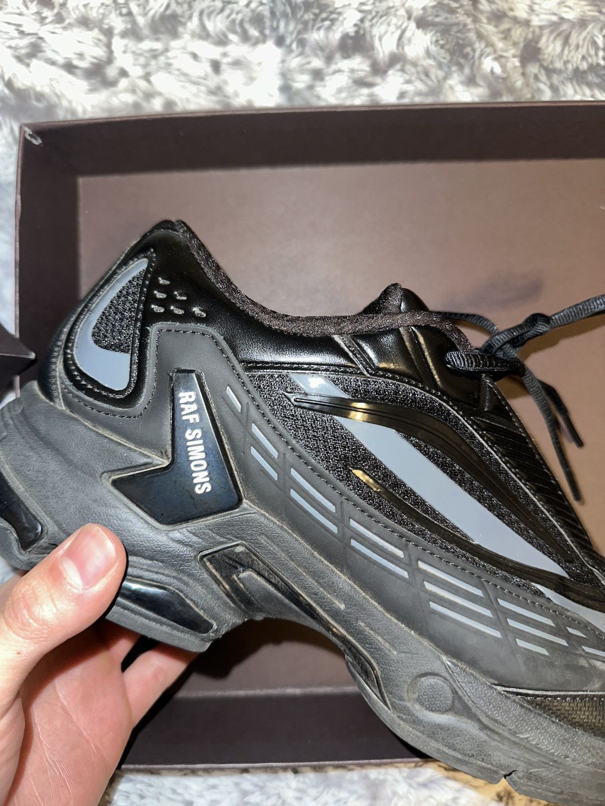 RAF SIMONS ULTRASCEPTRE