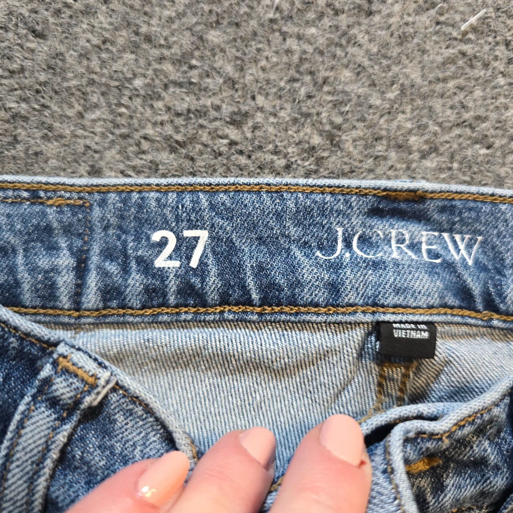 J.Crew VINTAGE? No - J.CREW Jeans Womens 27 Baggy Light Wash Raw Hem Cropped Casual Capsule 5-Pocket Denim Regular Modern 26 Inseam Blue Womens Size 27" / US 4 / IT 40 - 4 Thumbnail