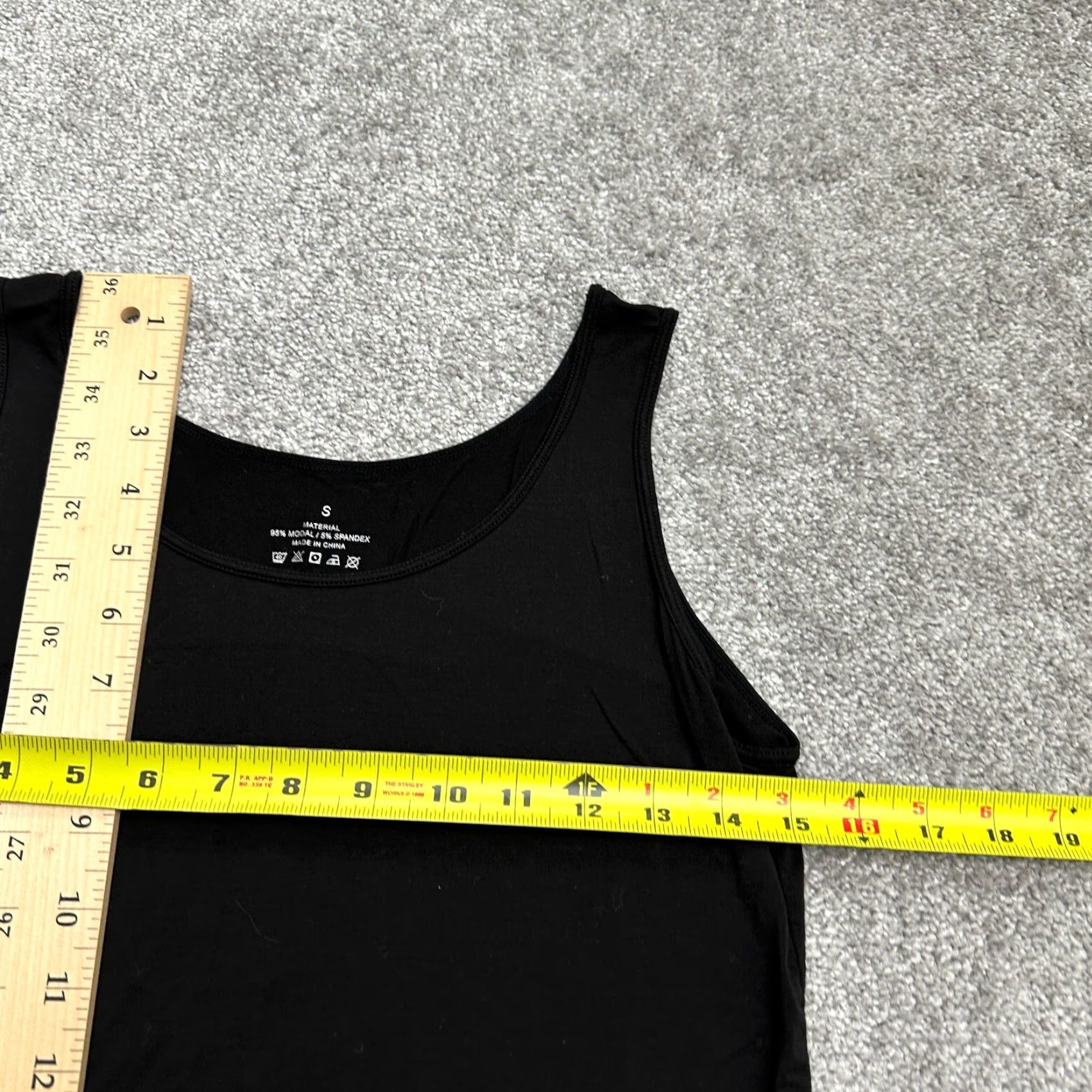 Vintage Unbranded Tank Womens Adult Small Black Solid Scoop Neck Strappy Sleeve Modal Spandex Lightweight Basic Size S / US 4 / IT 40 - 5 Thumbnail
