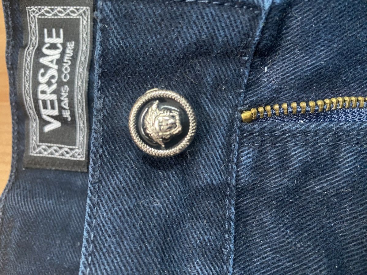Versace Versace Jeans Couture Men’s Dark Blue Jeans 34 Vintage Size US 34 / EU 50 - 8 Thumbnail