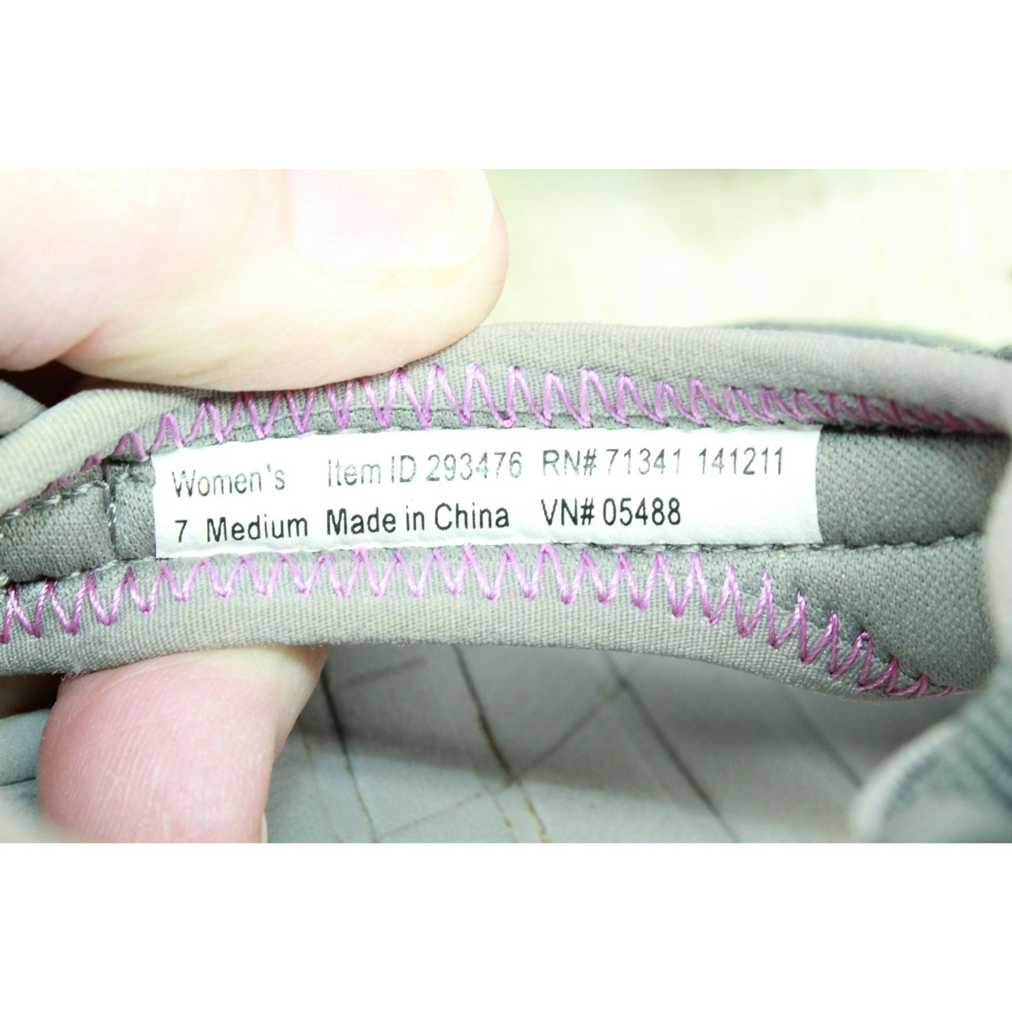 L.L. Bean LL Bean Nylon Hook & Loop Adjustable Strap Sports Sandals Size US 7 / IT 37 - 8 Thumbnail