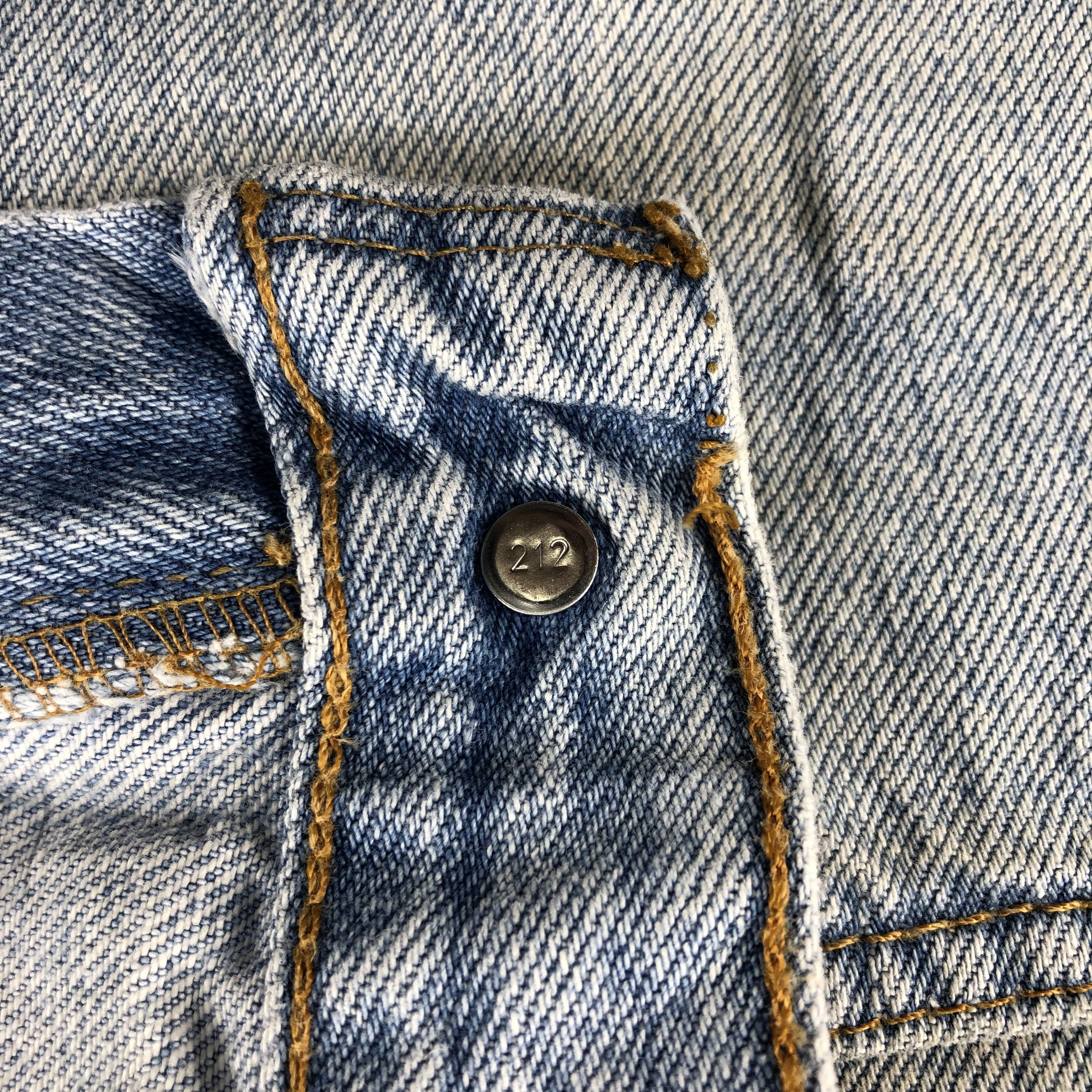 Levi's Vintage Levis 505 Jeans Faded Blue Medium Wash KJ562 Size US 31 - 9 Thumbnail
