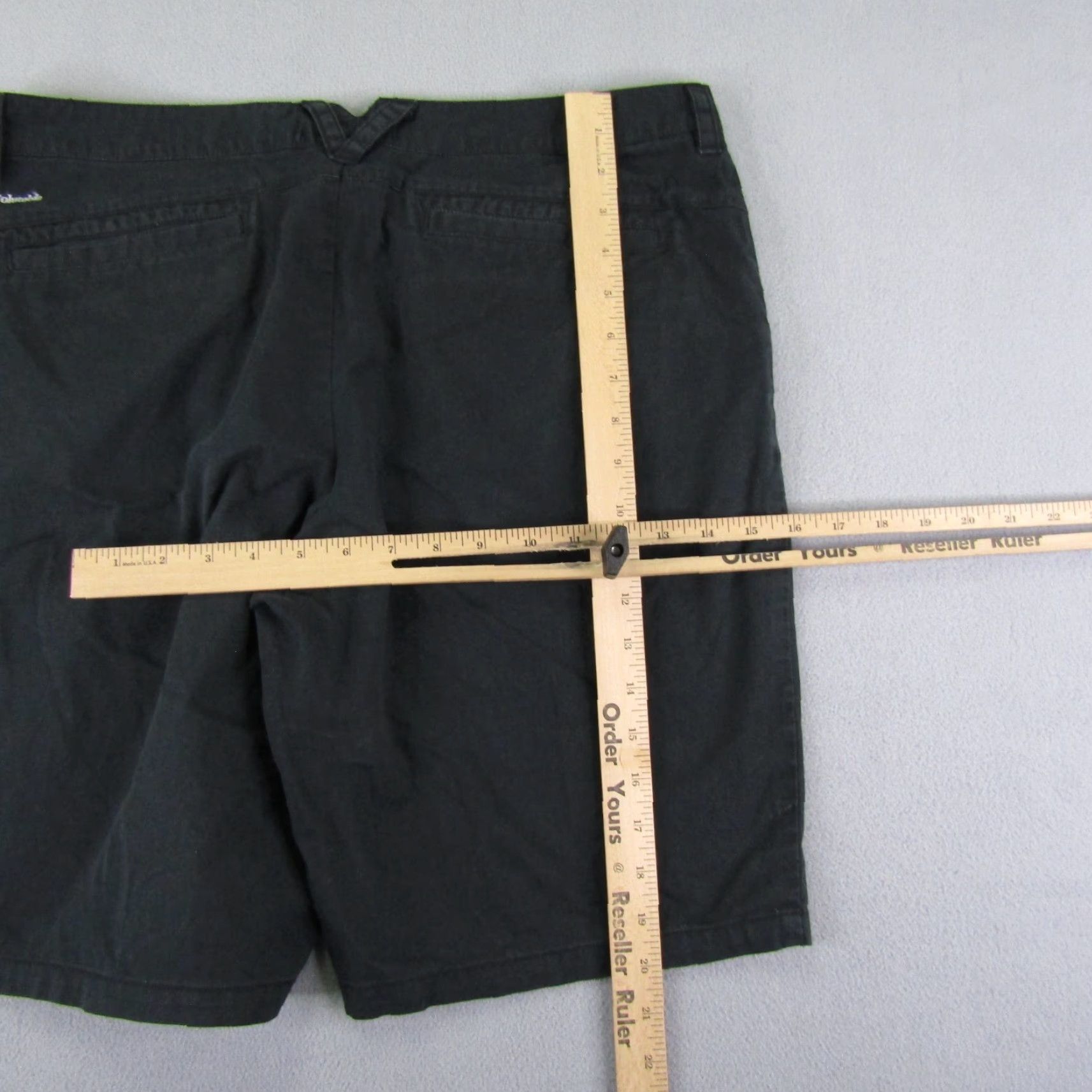 Vintage Columbia Shorts Womens 14 Black Solid Cotton Chino Outdoors Bermuda Trail Hiking Size 36" / US 14 / IT 50 - 7 Thumbnail