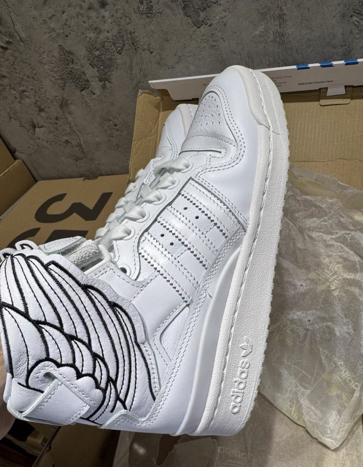 Adidas Adidas Jeremy Scott Wings 4.0 K37 Size US 7 / IT 37 - 1 Thumbnail