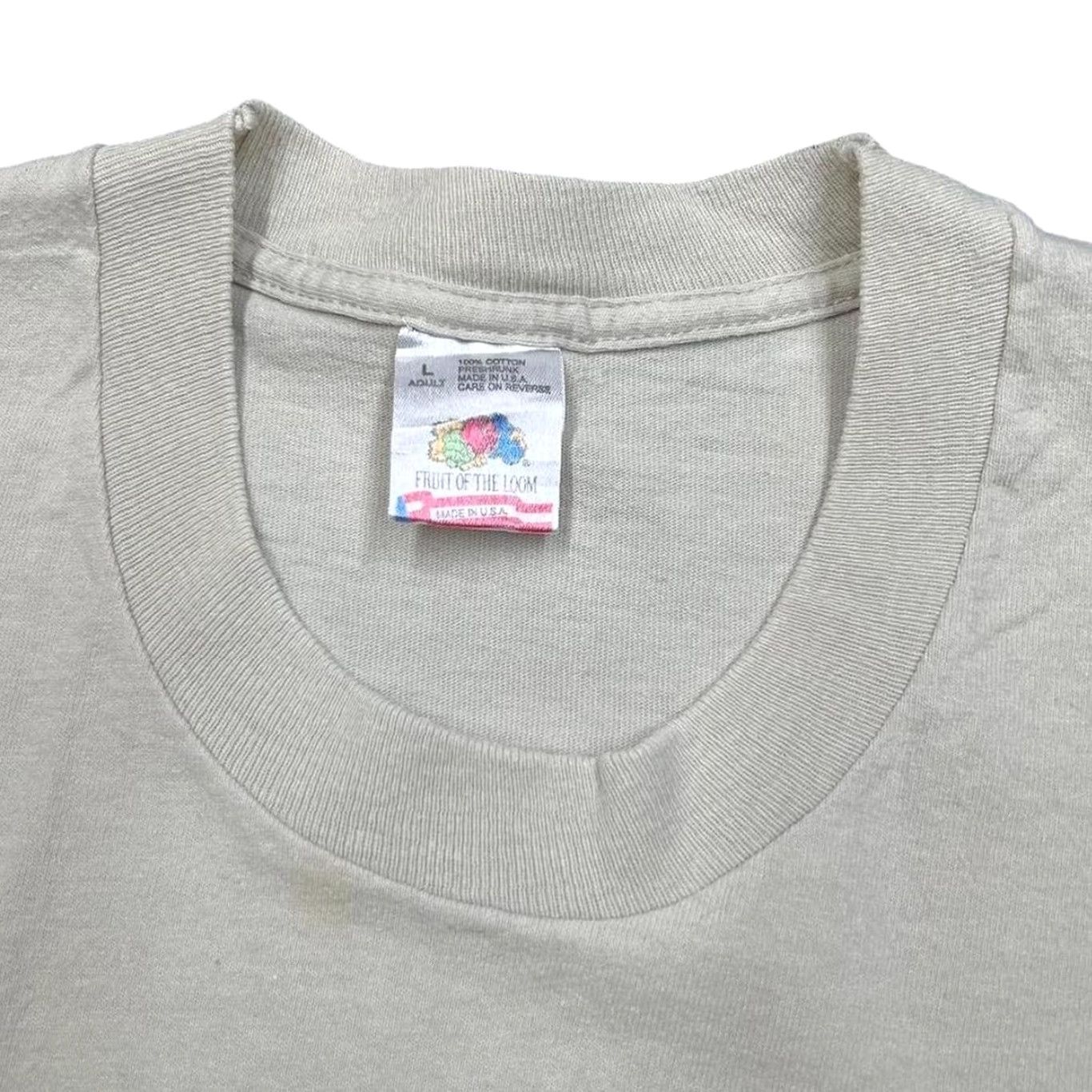 Fruit Of The Loom VINTAGE 90’s Fire Department Fire Fighter Souvenir Graphic Single Stitch T-Shirt Large Mens Cream Shirt 90s Fire Department Souvenir Graphic Front Size US L / EU 52-54 / 3 - 6 Thumbnail