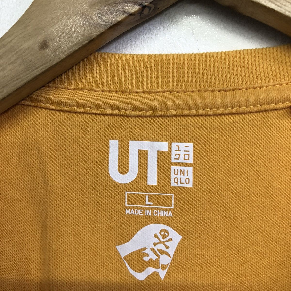 Anime × Japanese Brand × Uniqlo Saint Seiya X Uniqlo Anime Pegasus No Seiya Graphic Tshirt Size US L / EU 52-54 / 3 - 8 Thumbnail
