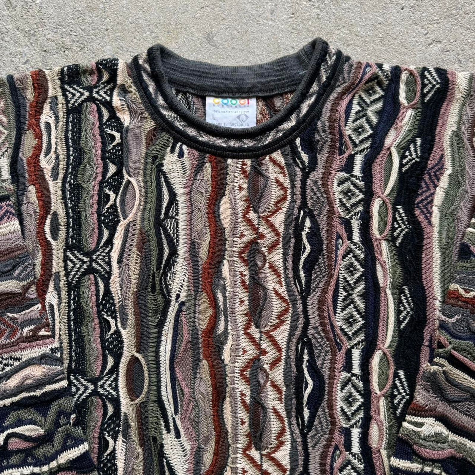 Coogi Vintage Neutral Coogi Australia 3D Knit Cotton Sweater Size US XL / EU 56 / 4 - 3 Thumbnail