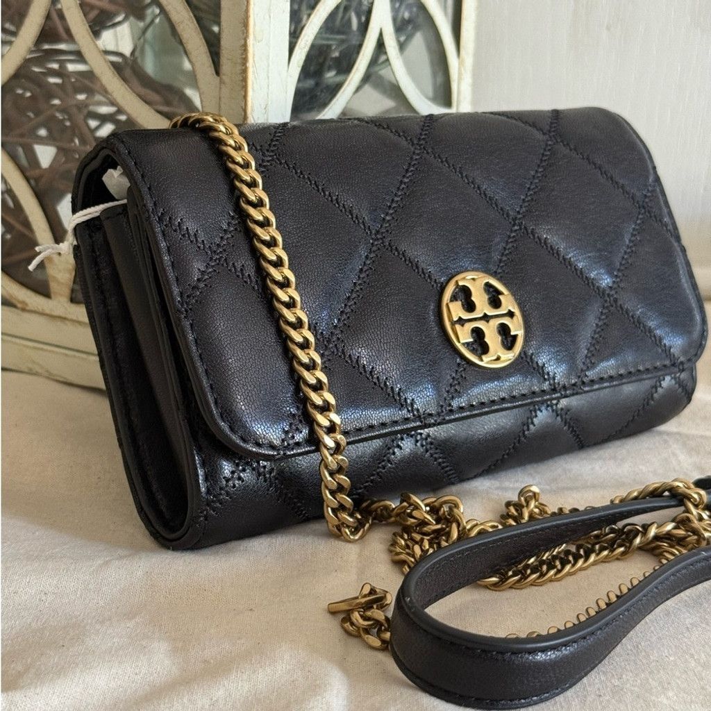 Tory Burch New Tory Burch Willa Diamond Quilted Soft Leather Crossbody Size ONE SIZE - 1 Thumbnail