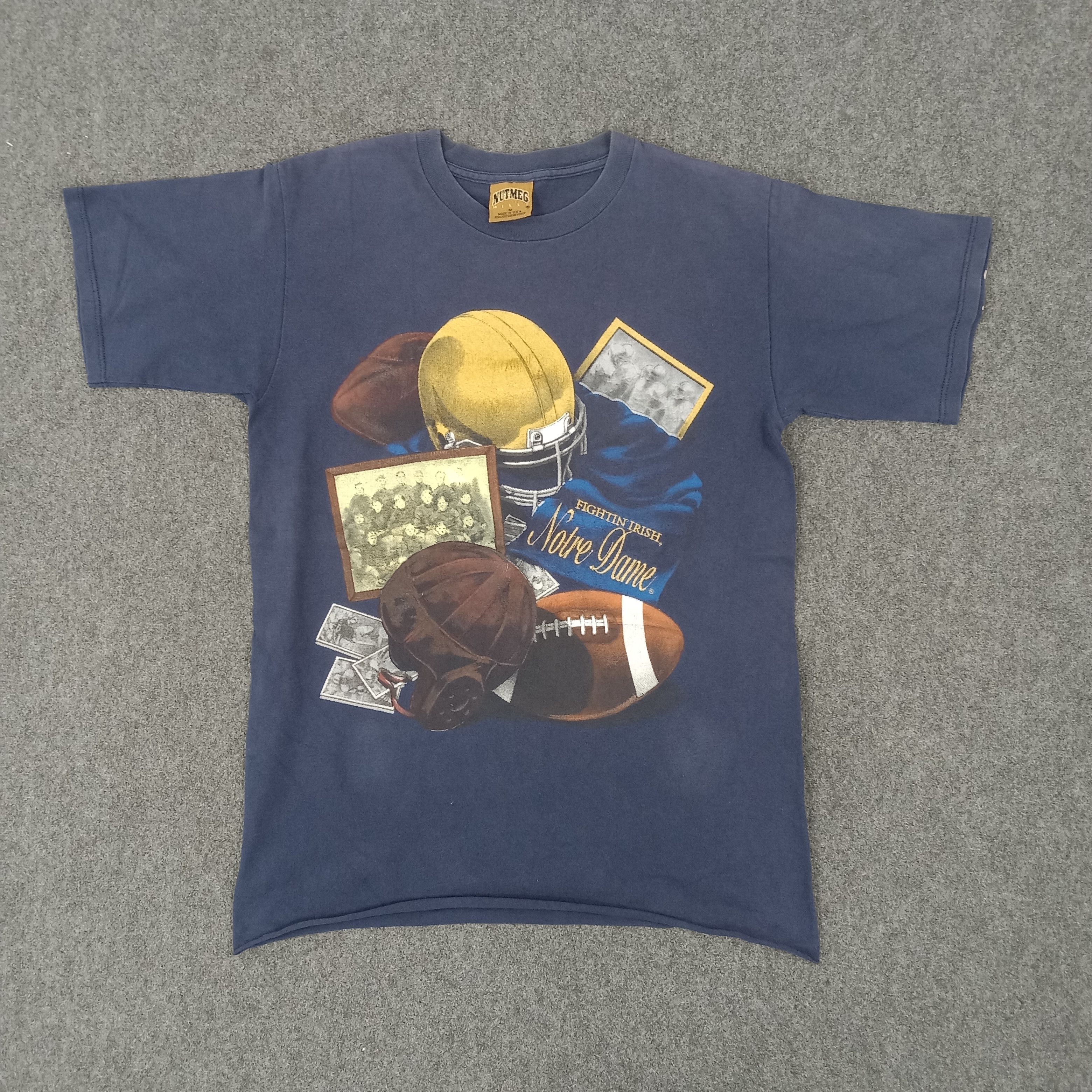 Vintage 90's Notre Dame American NFL Team Tshirt