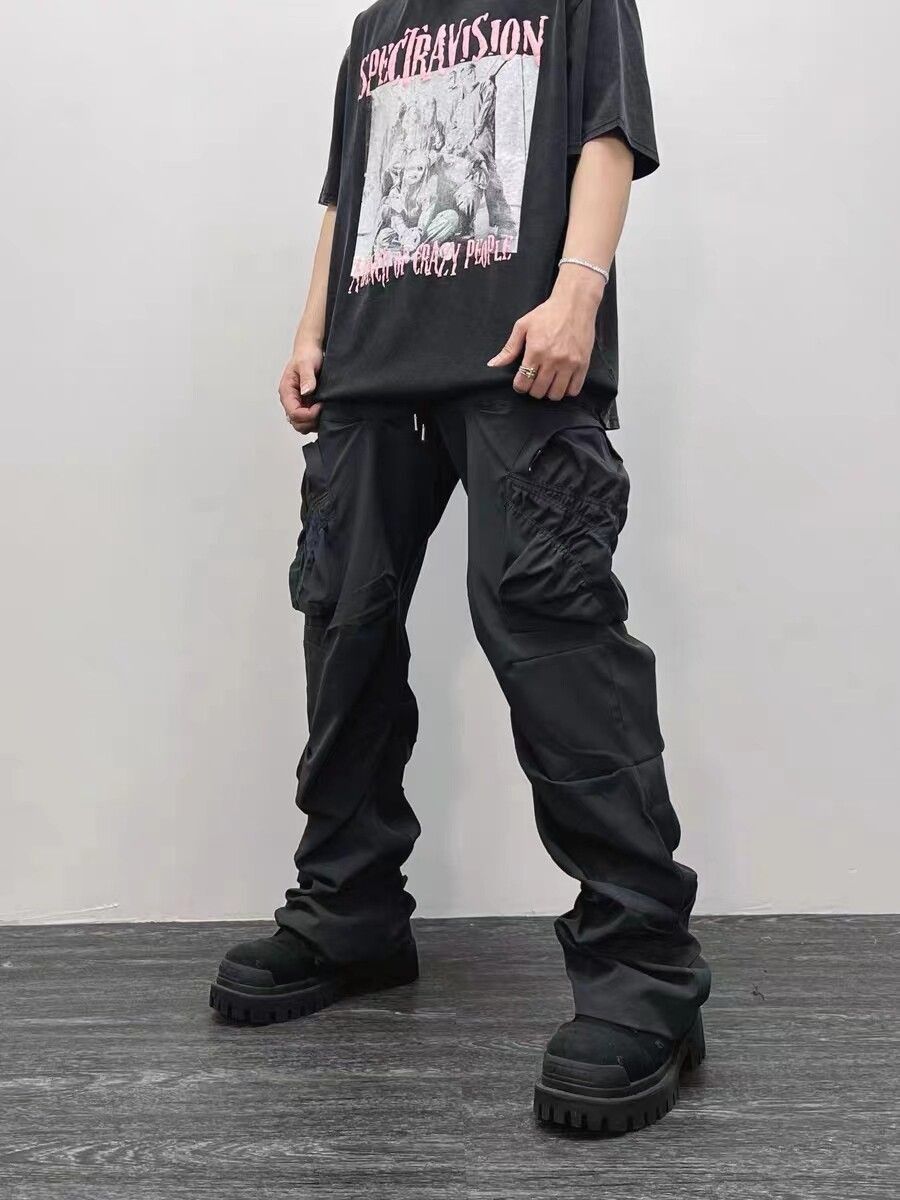 image of Jean Vintage Pleated Multi-Pocket Nylon Cargo Trousers in Black, Men's (Size 32)