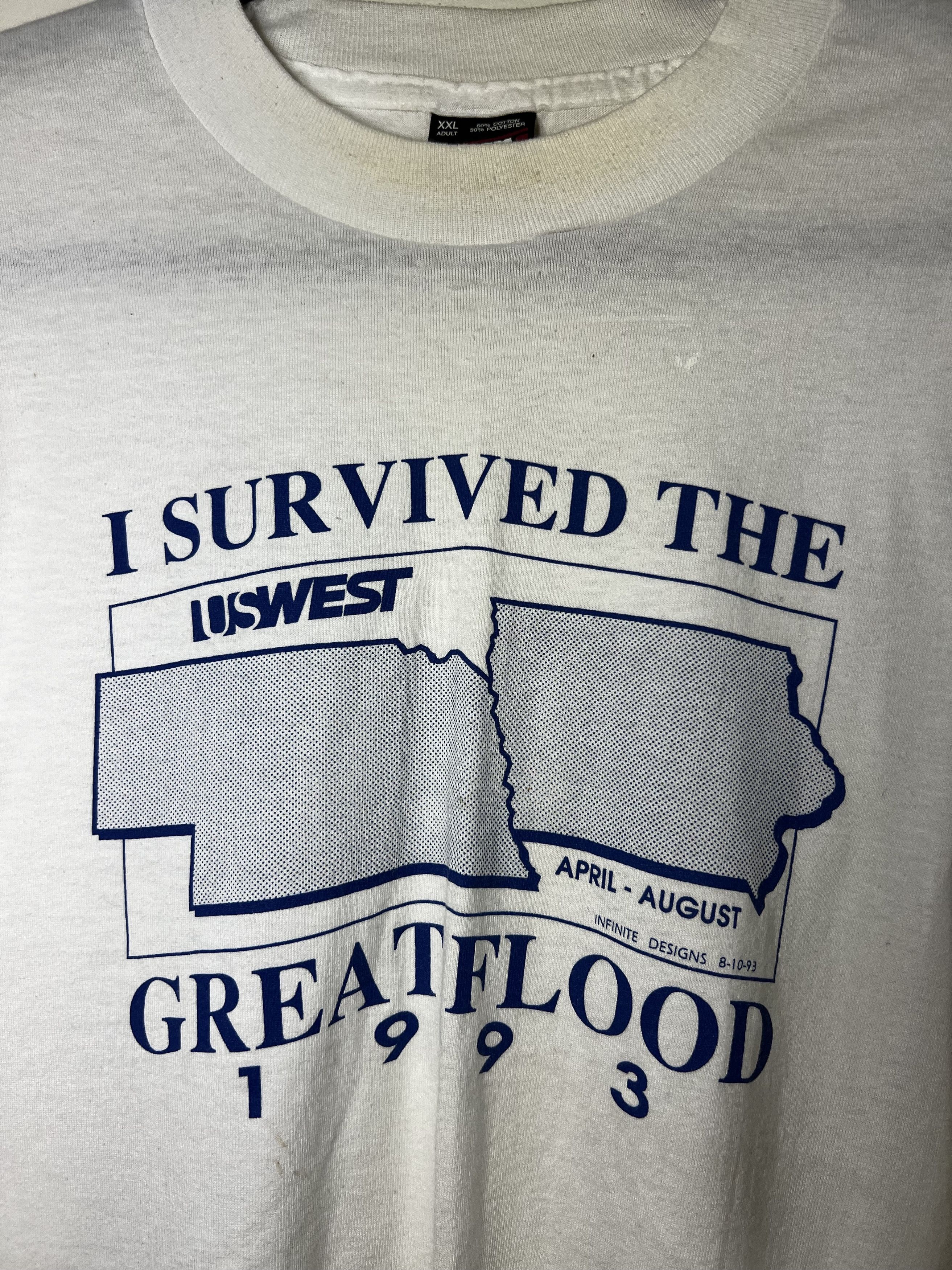 Fruit Of The Loom Vintage "I Survived the Great Flood 1993" Iowa Illinois Tee Size US XXL / EU 58 / 5 - 5 Thumbnail