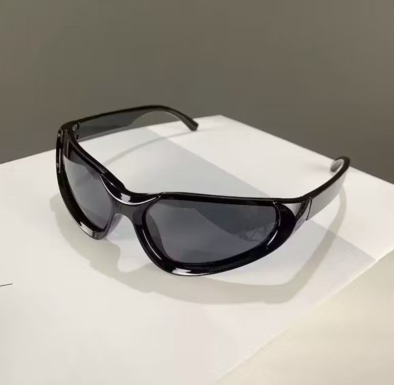 Jewelry Alien Cyber Eye Sunglasses Dystopian Grunge 2000s Future Size ONE SIZE - 3 Thumbnail