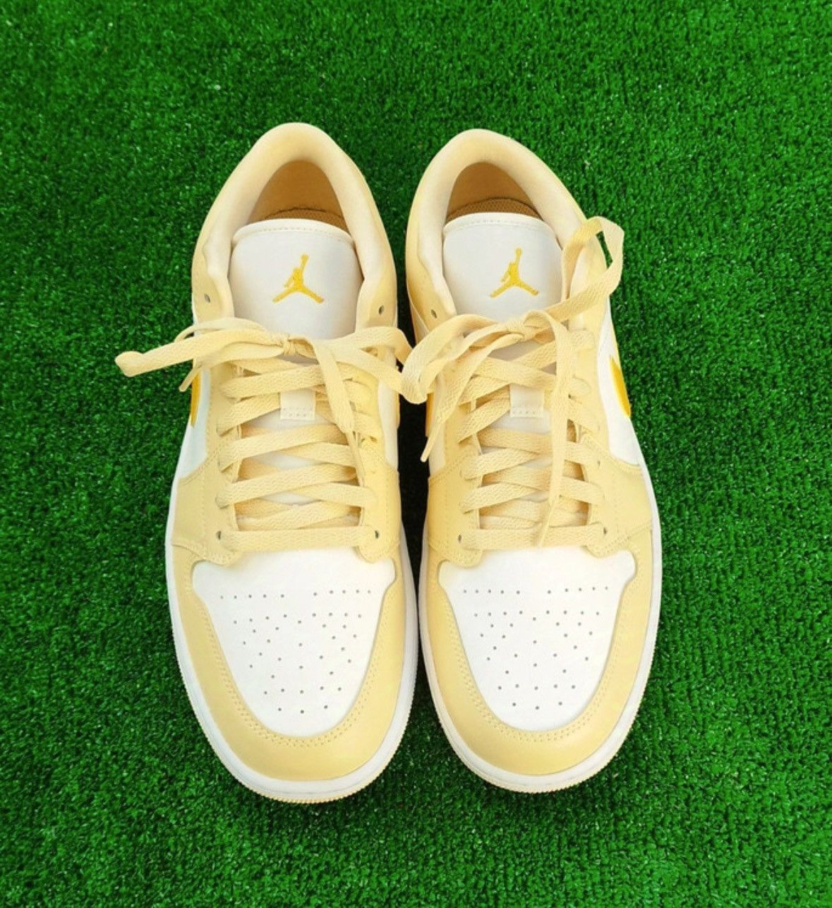 Jordan Brand Shoes Air Jordan 1 Low Size US 11.5 / EU 44-45 - 2 Thumbnail