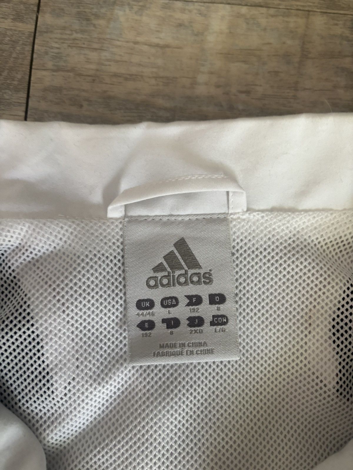 Adidas 2009 Adidas Liverpool FC Zip-up Size US XL / EU 56 / 4 - 2 Thumbnail