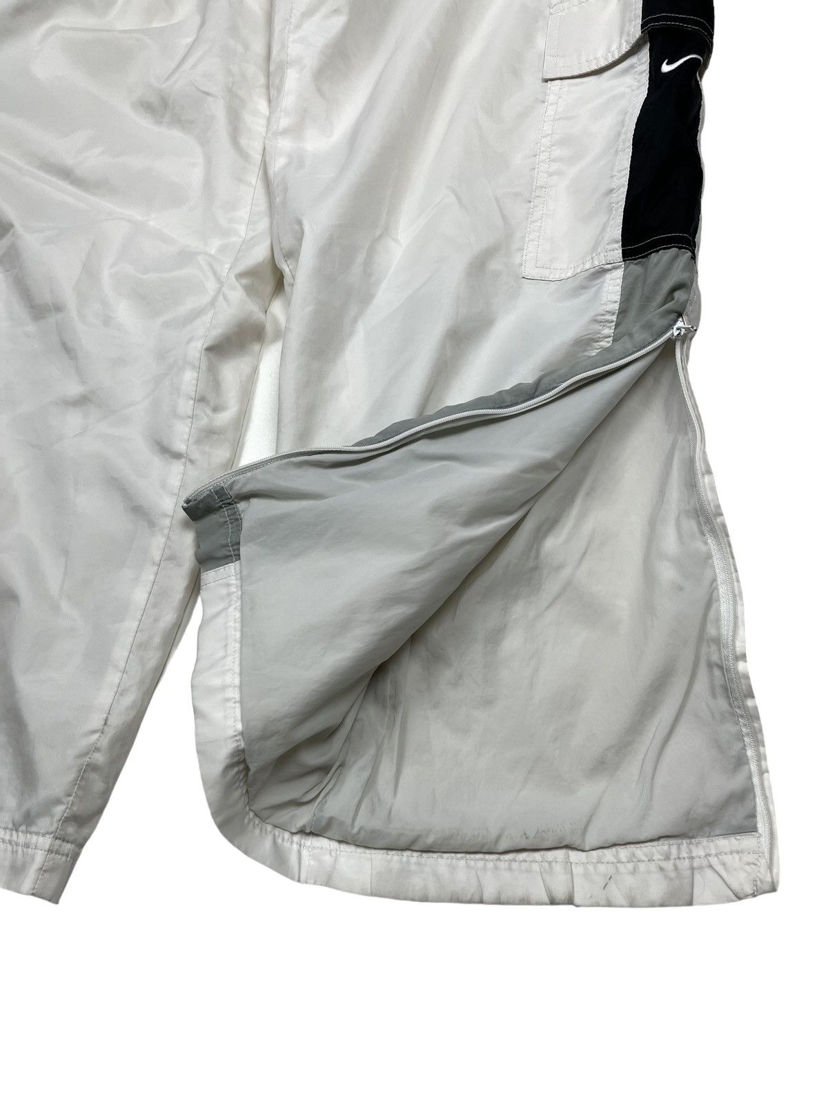Nike × Vintage Vintage 90s Nike Cargo Nylon Track Pants Size US 32 / EU 48 - 7 Thumbnail